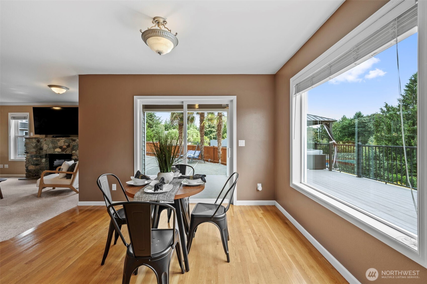 11521 42nd Place Property Photo 13