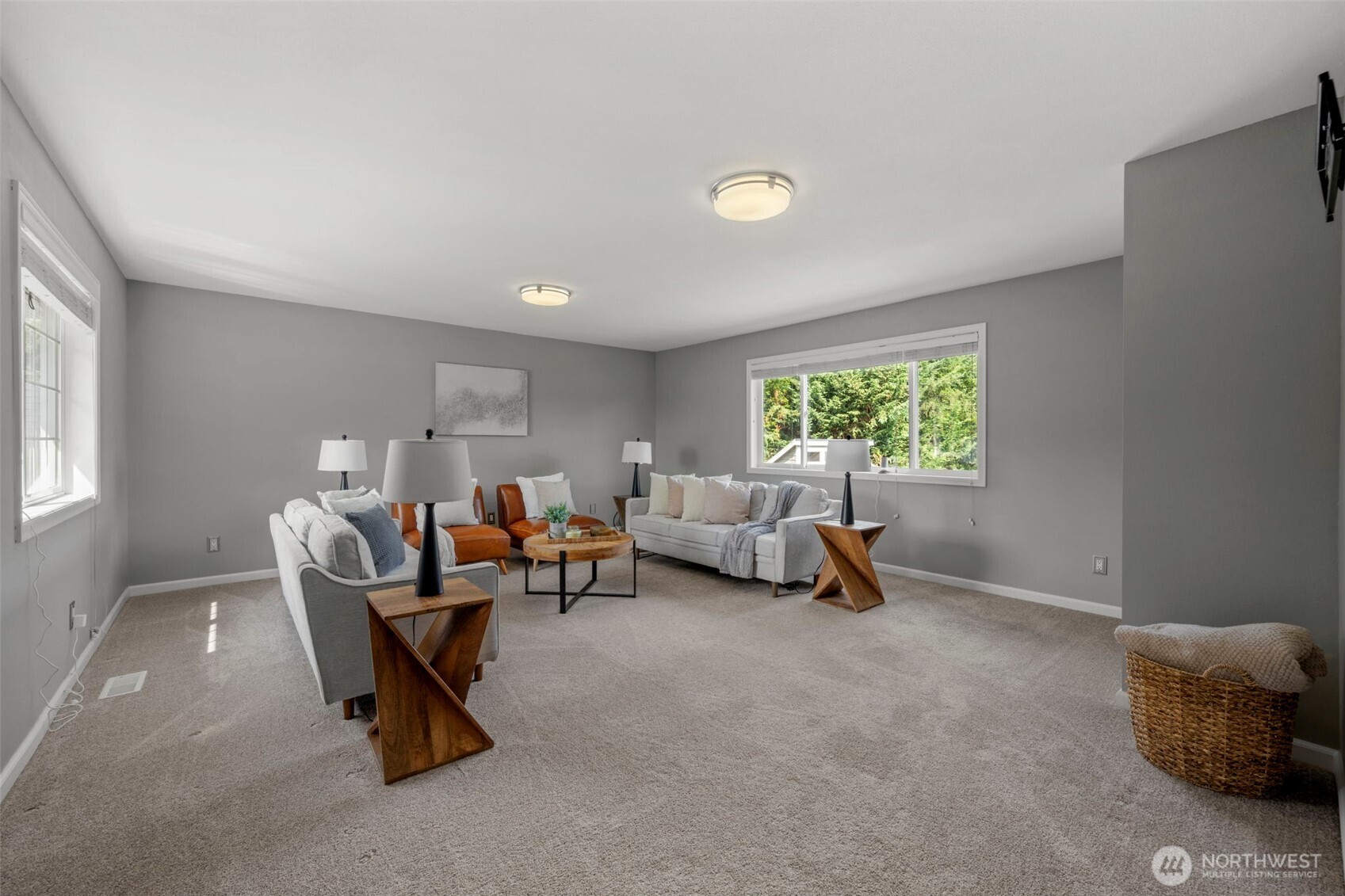 11521 42nd Place Property Photo 27