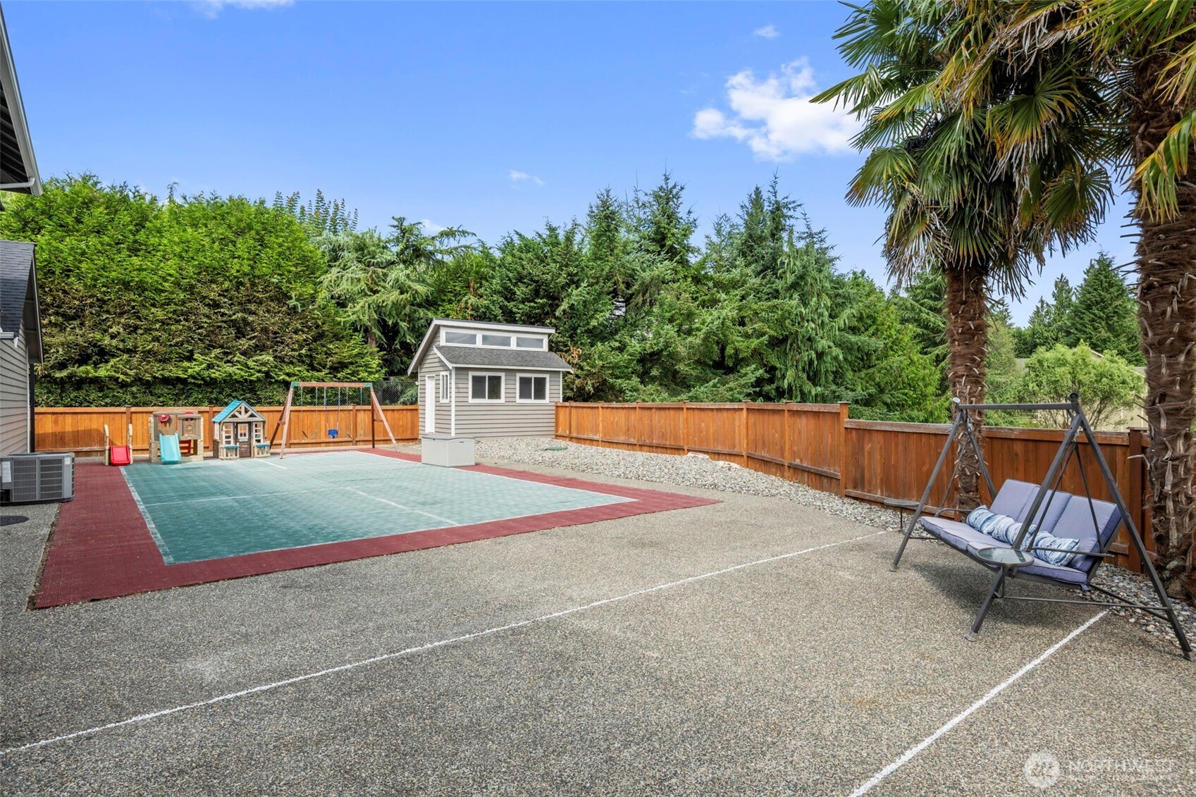 11521 42nd Place Property Photo 34
