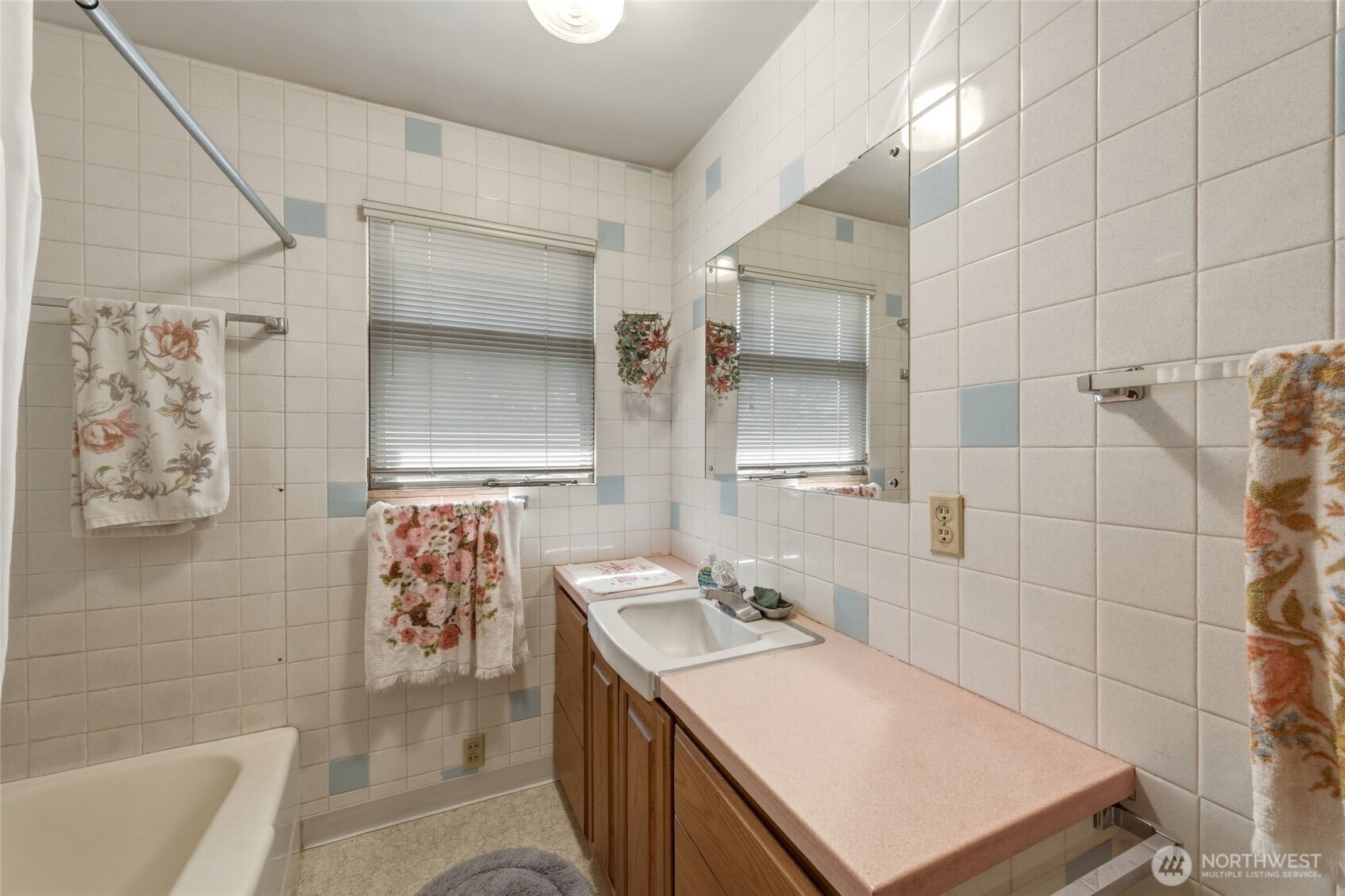309 Ne Ash Street Property Photo 10