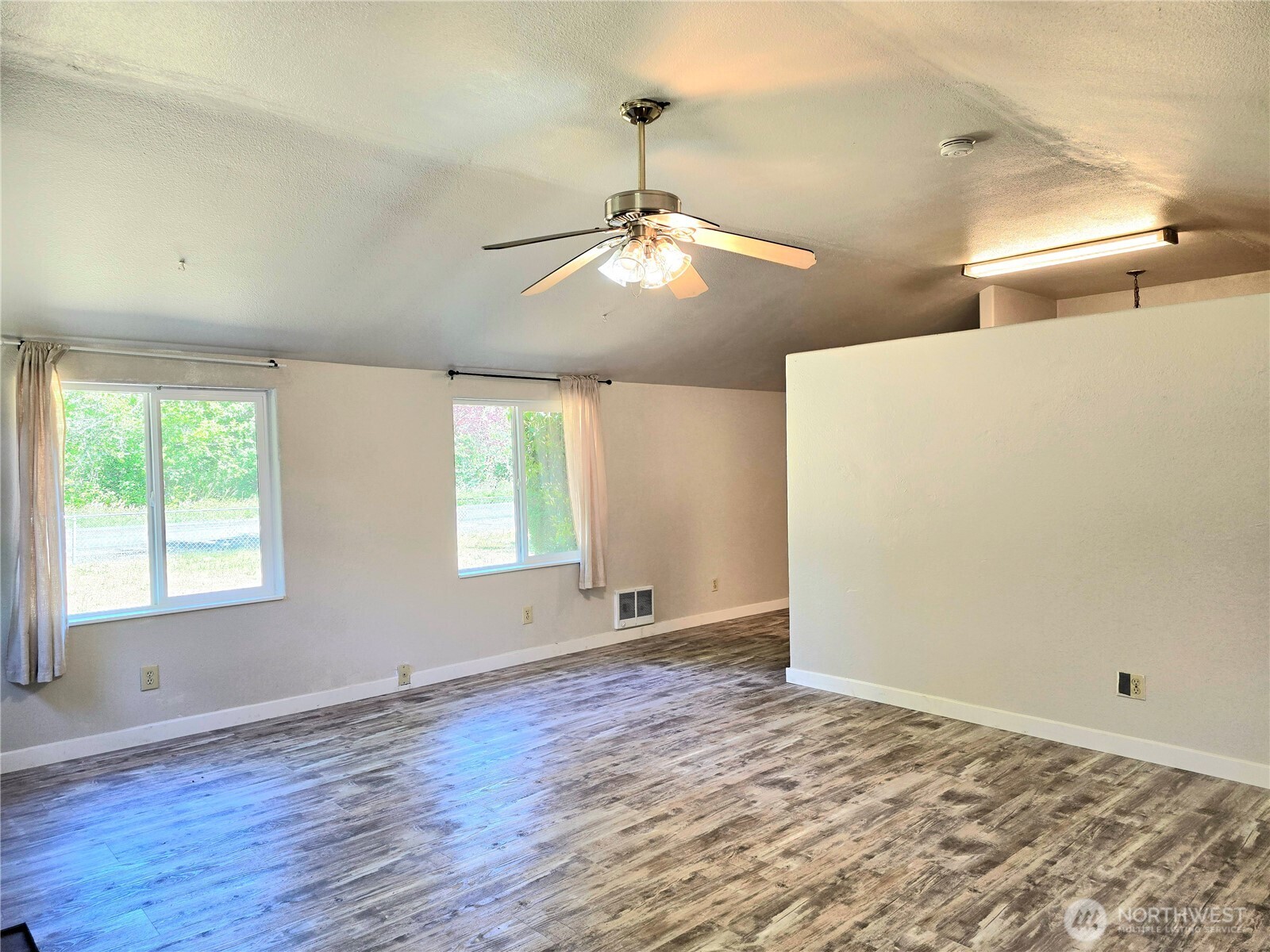 2225 State Route 105 Property Photo 9