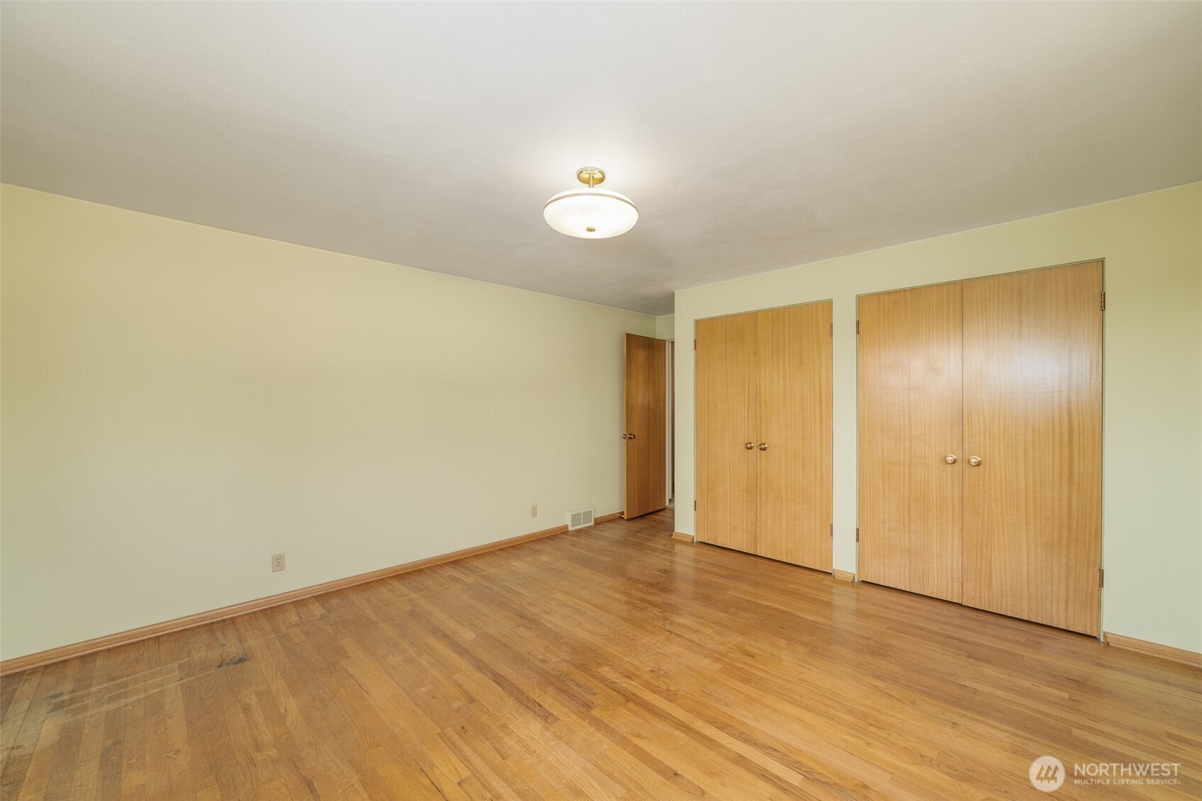 3737 S 194th Street Property Photo 19