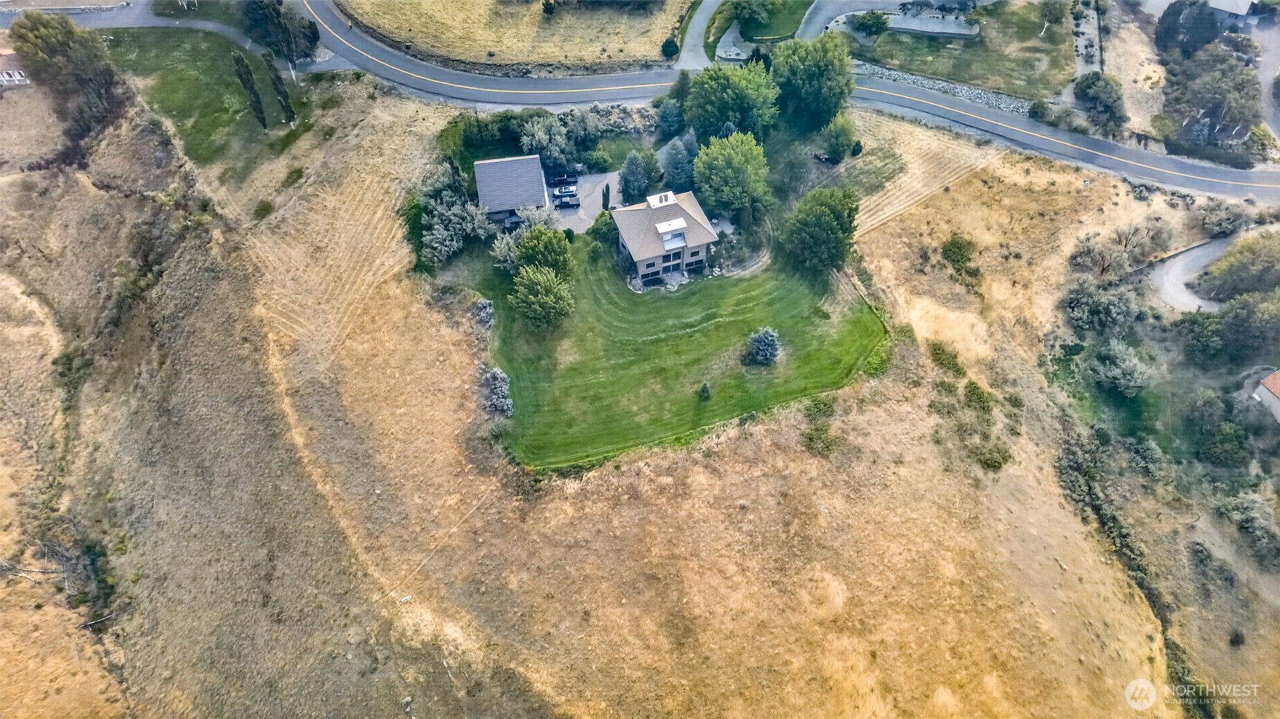 4284 April Drive Property Photo 6