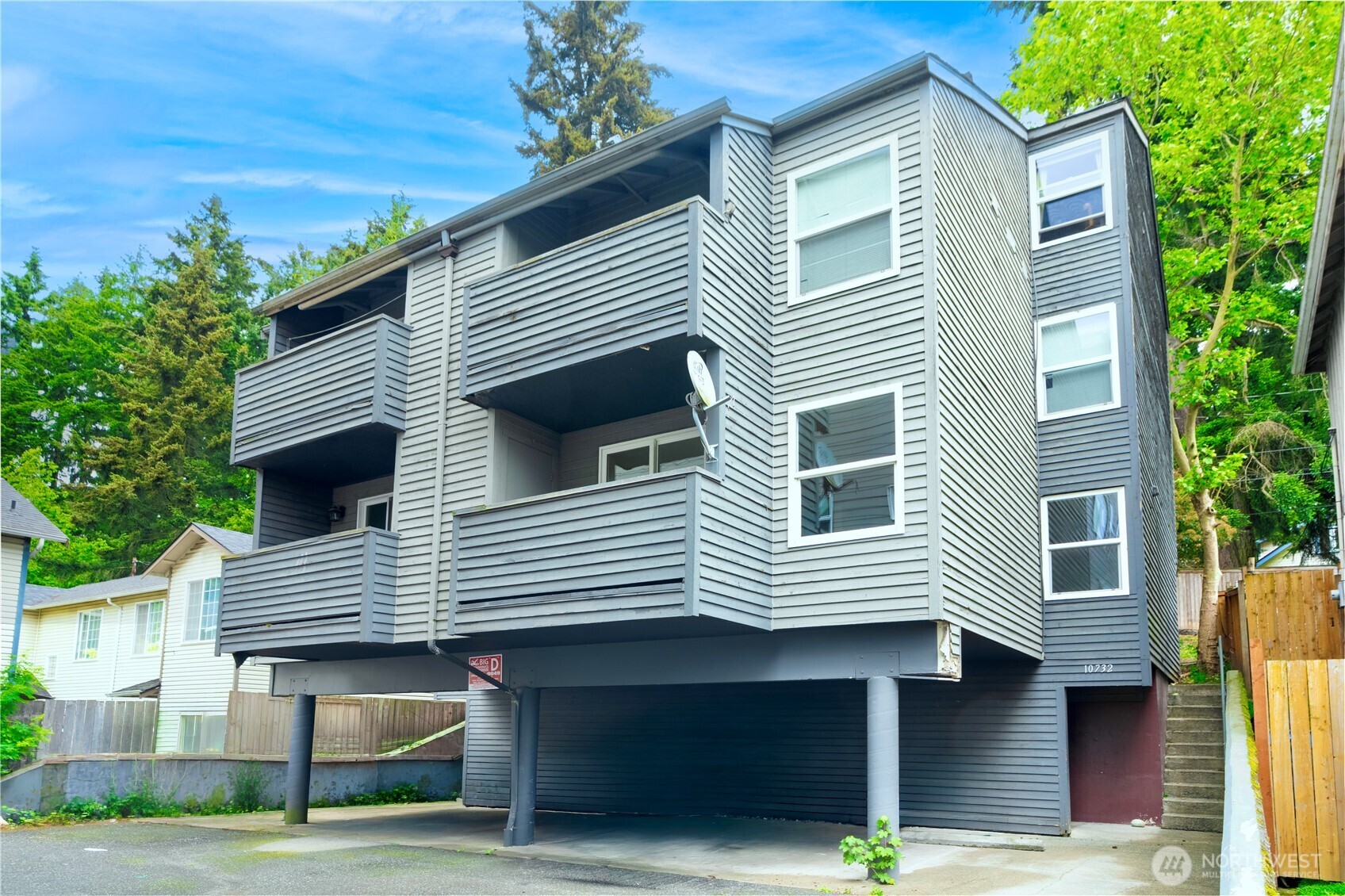 10732 Stone Avenue 2 Property Photo 1