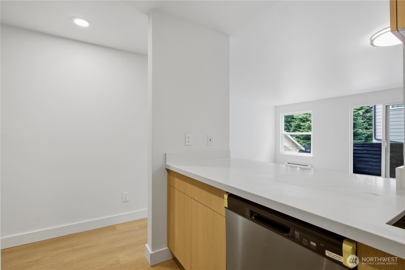 10732 Stone Avenue 2 Property Photo 10