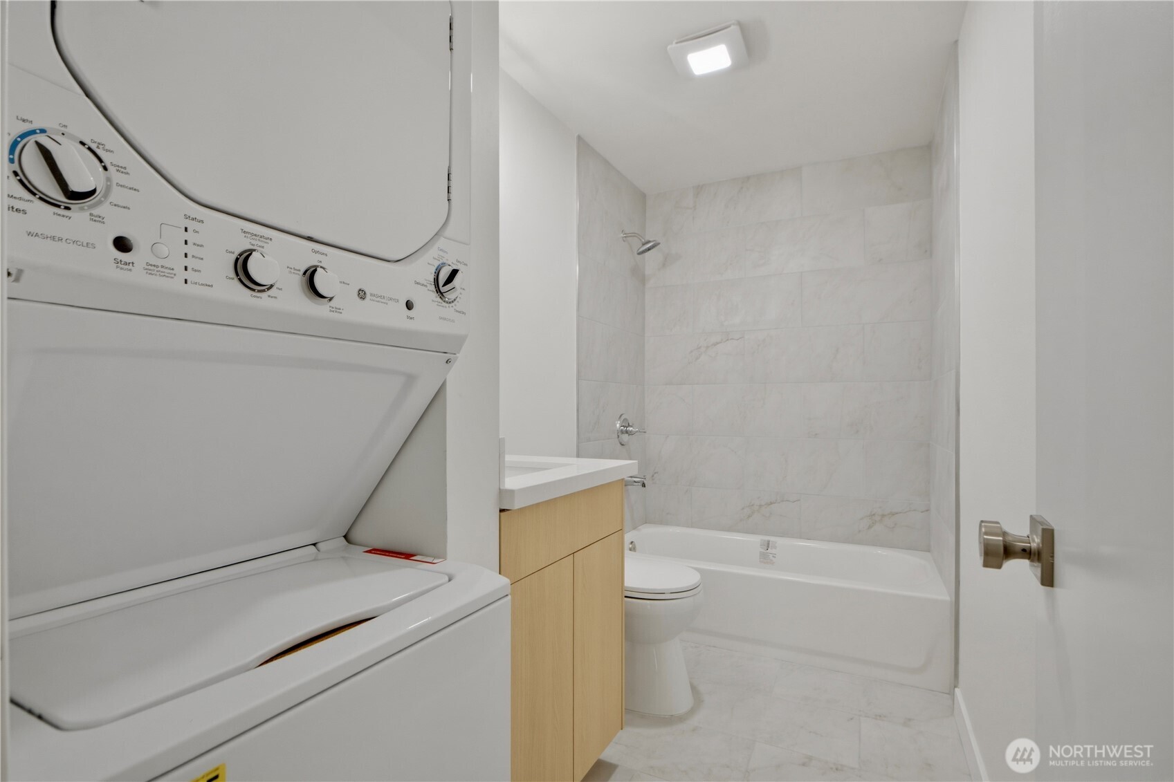 10732 Stone Avenue 2 Property Photo 15