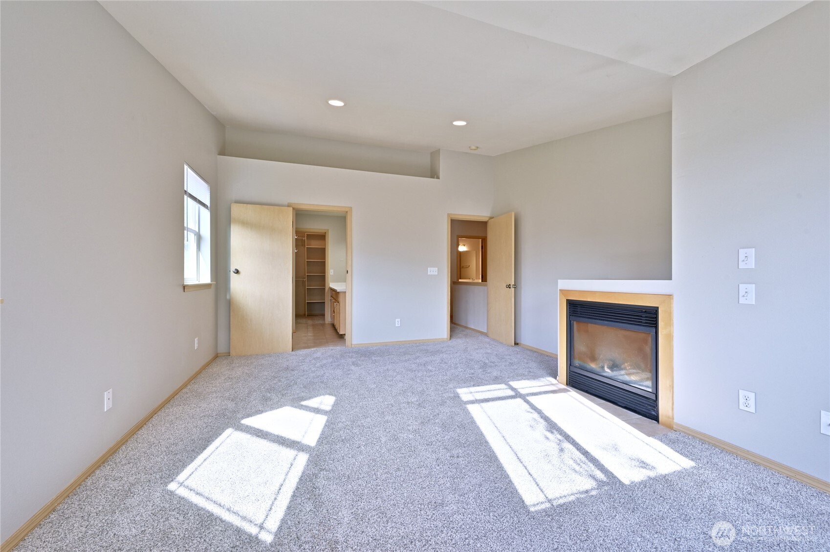 1687 Bayview Drive Property Photo 15