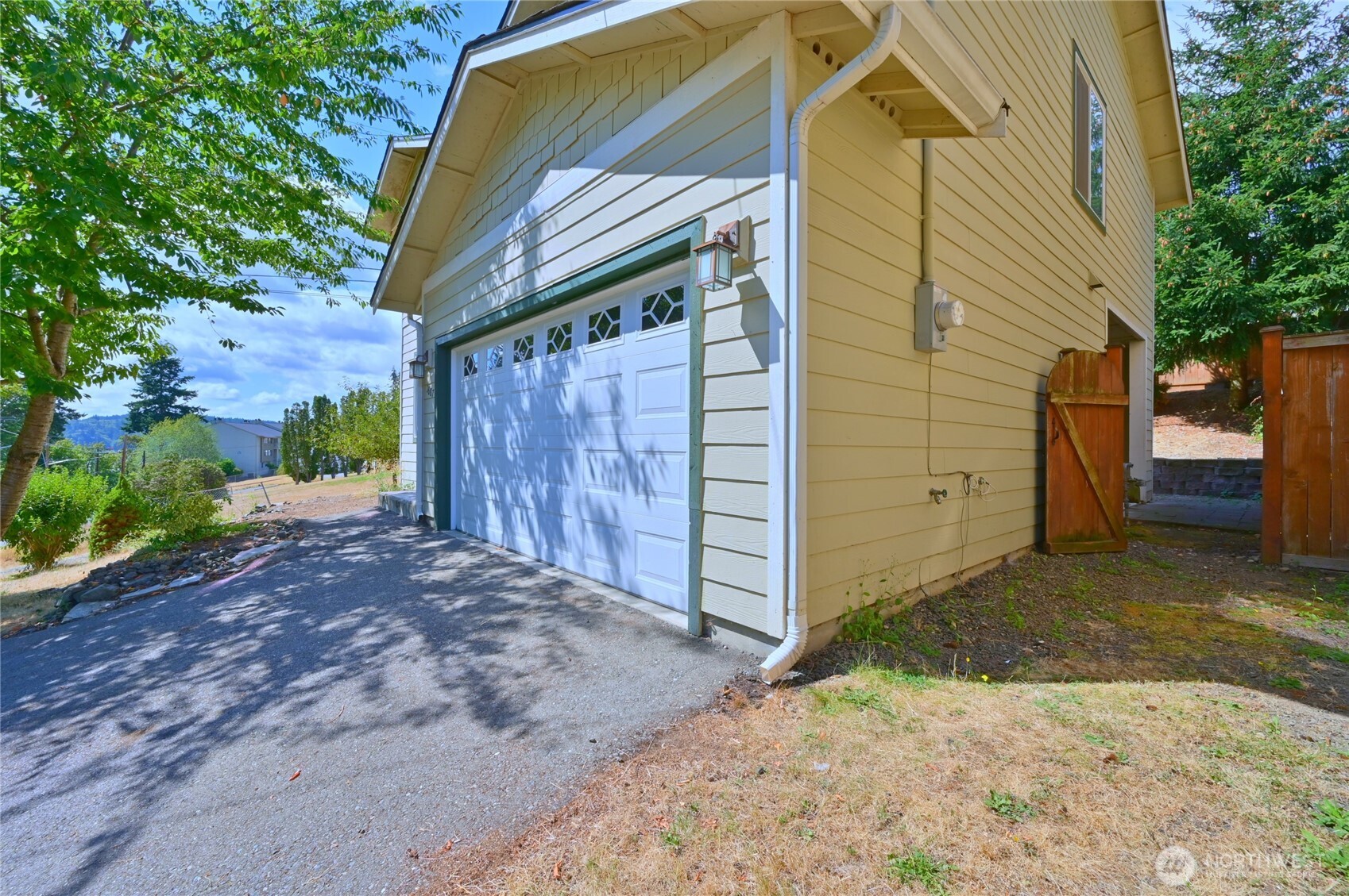 1687 Bayview Drive Property Photo 25