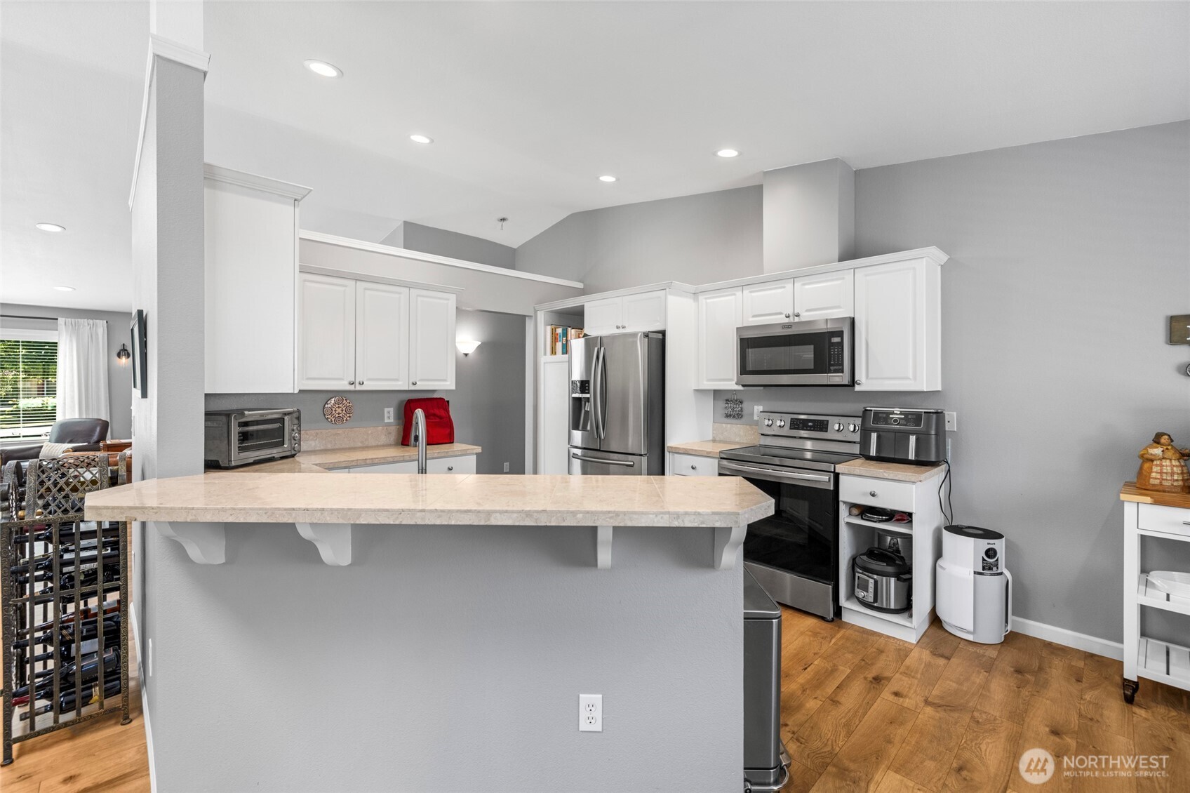6157 Parkside Drive Property Photo 17