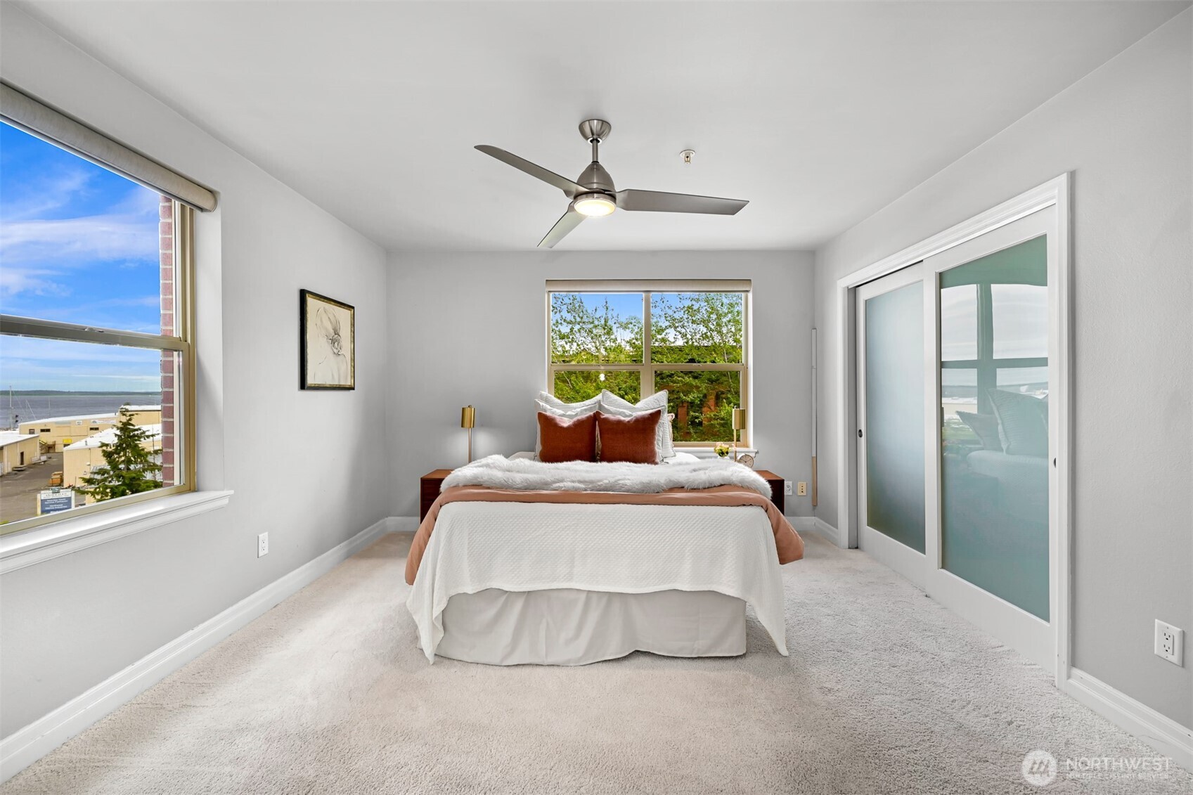 960 Harris Avenue 305 Property Photo 27
