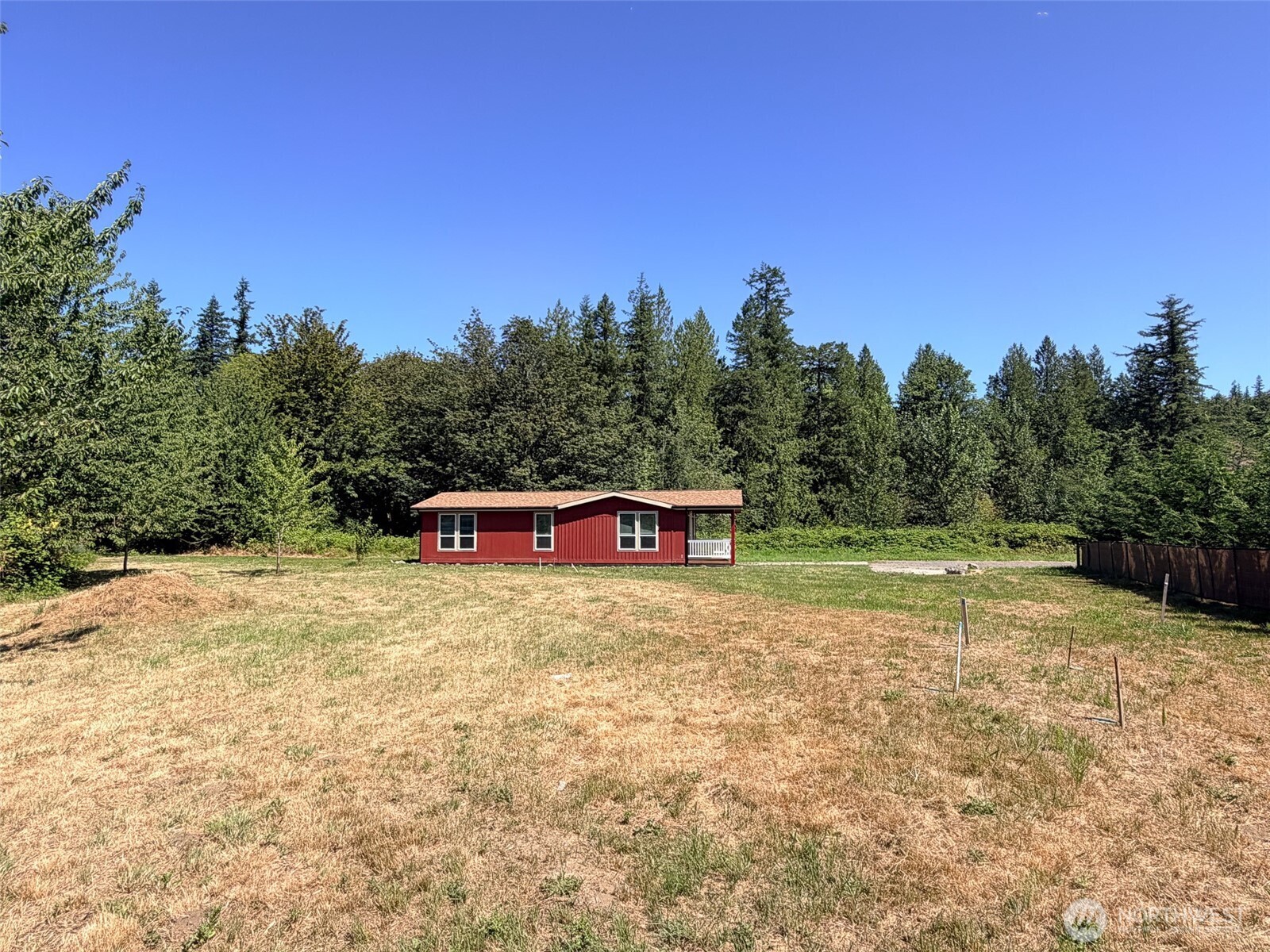 205 Lake View Drive Property Photo 6