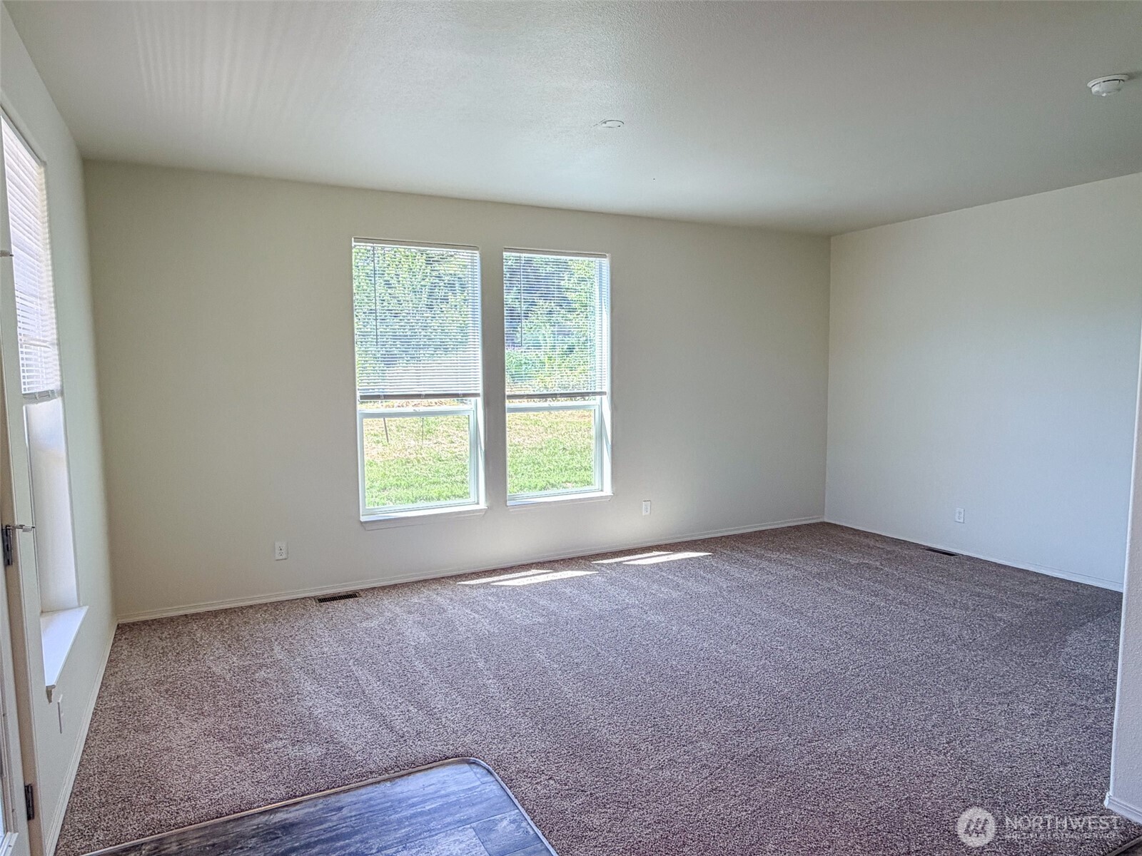 205 Lake View Drive Property Photo 11