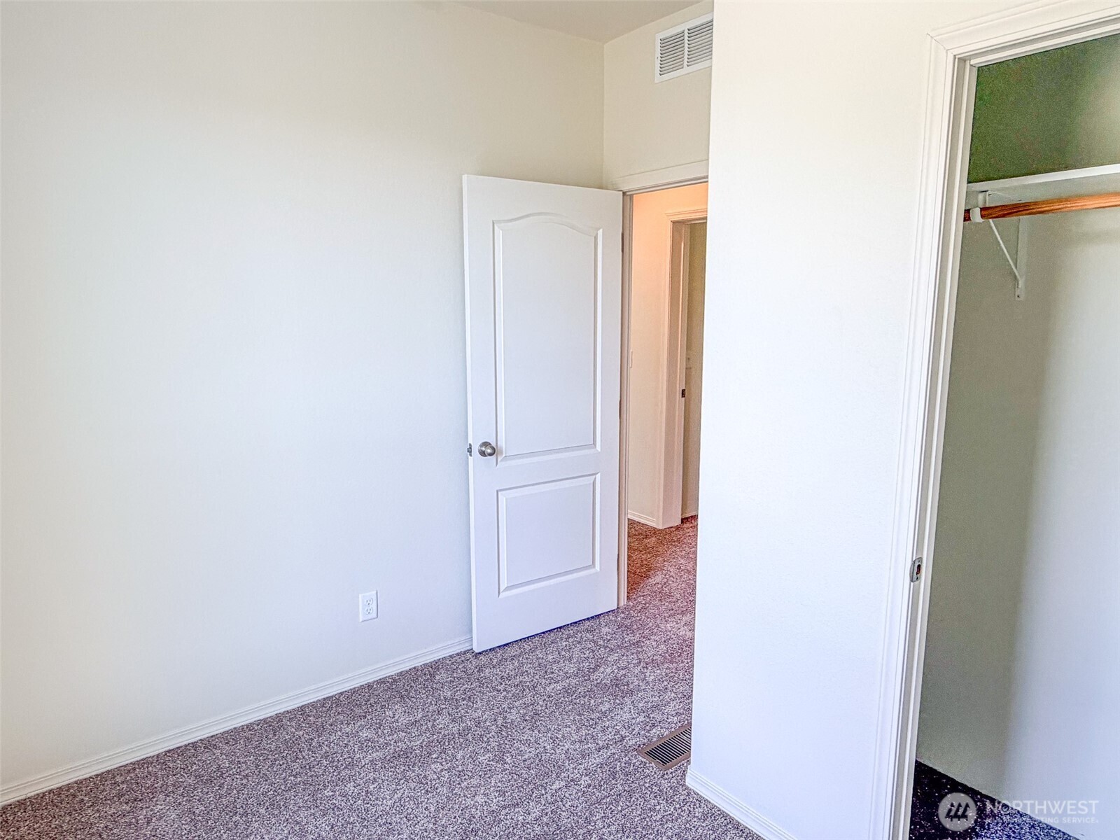 205 Lake View Drive Property Photo 22