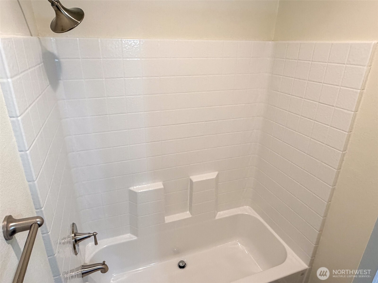 205 Lake View Drive Property Photo 25