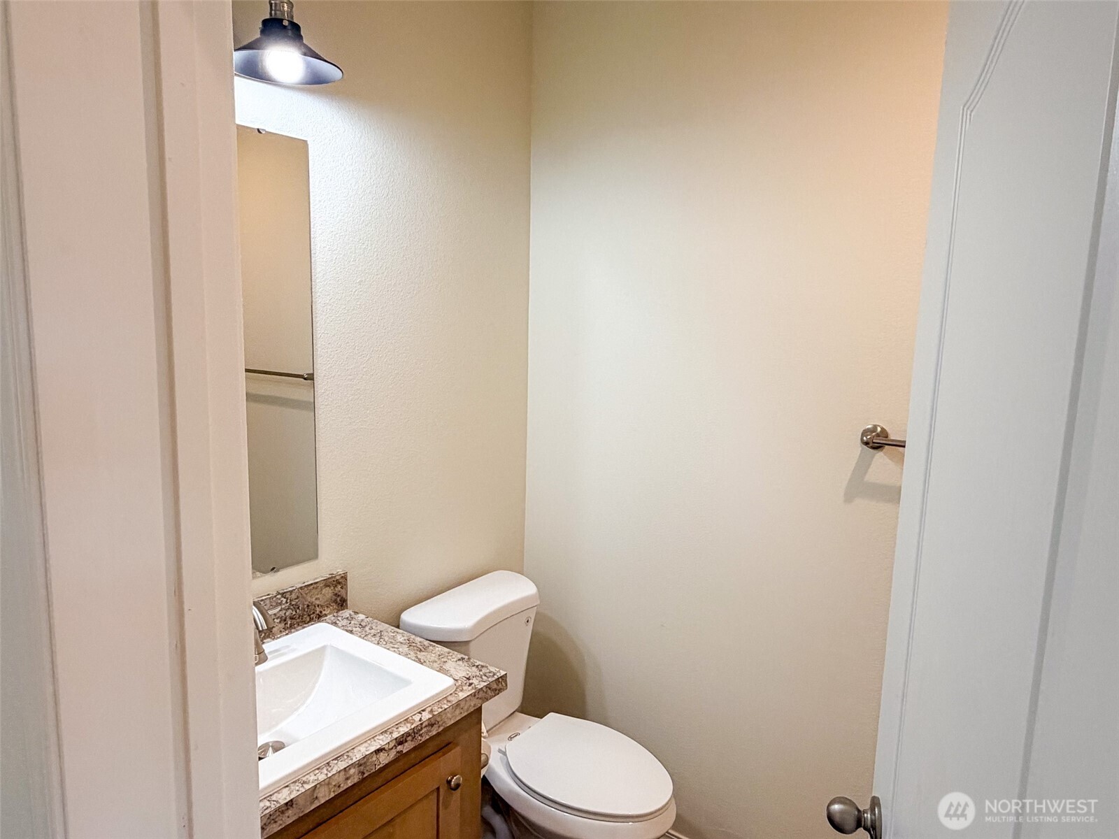205 Lake View Drive Property Photo 31