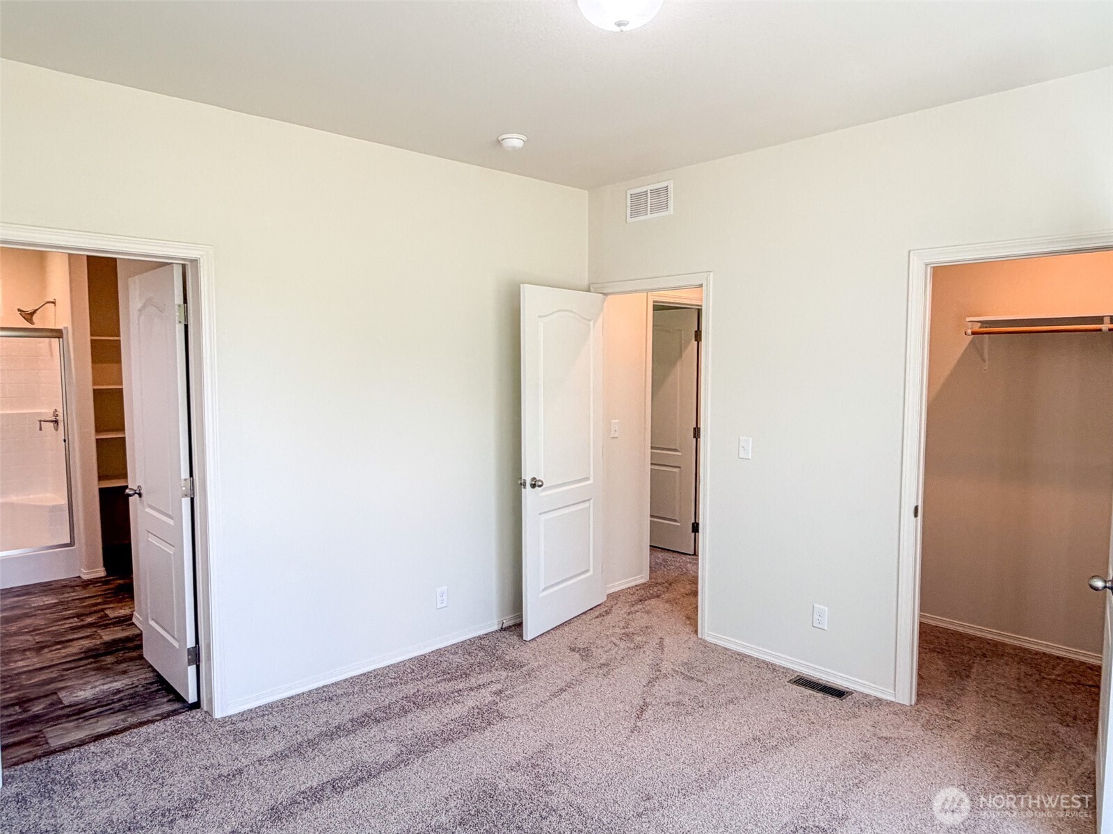 205 Lake View Drive Property Photo 33