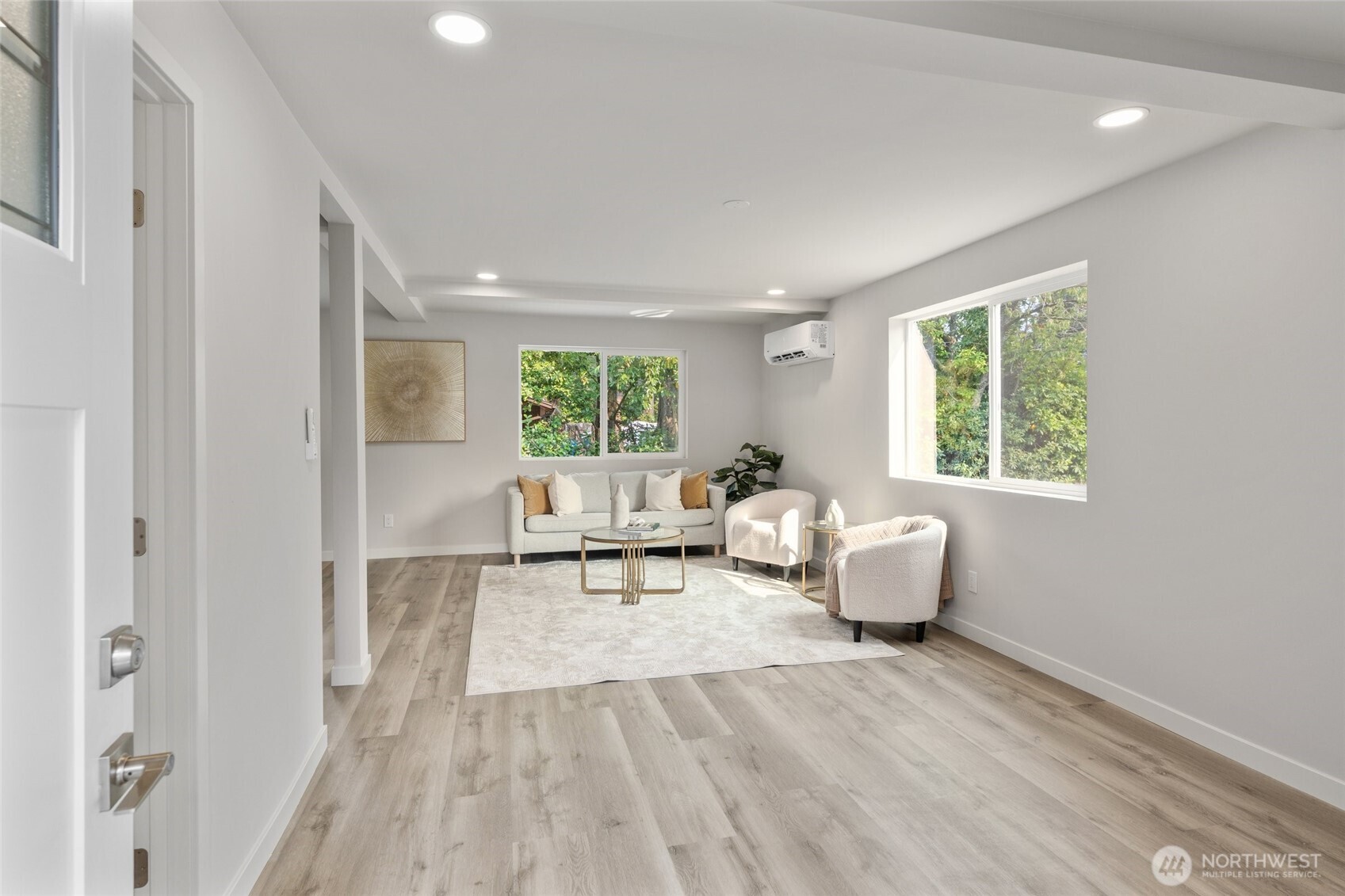 2531 Monroe Avenue Property Photo 3