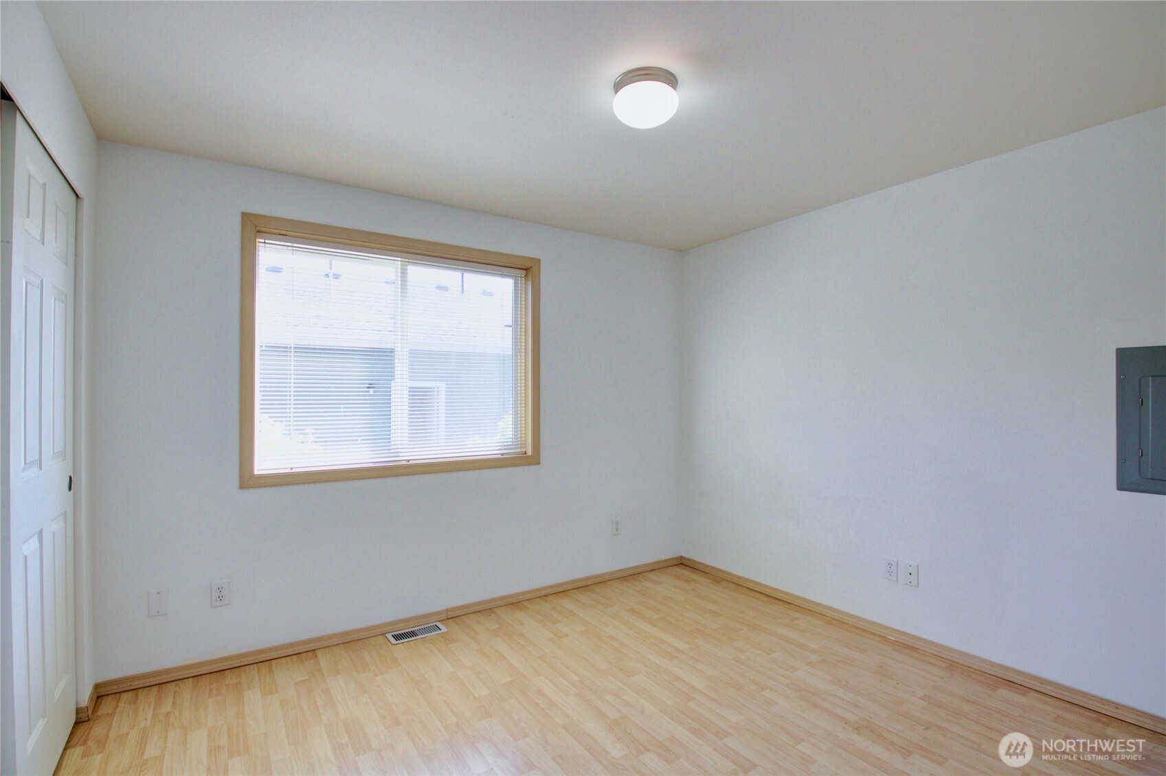 1540 Wildflower Way Property Photo 12