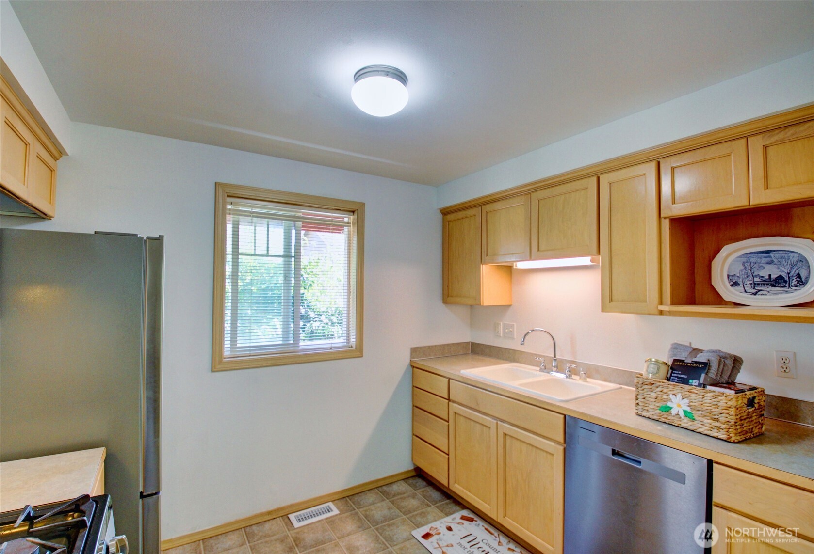 1540 Wildflower Way Property Photo 17