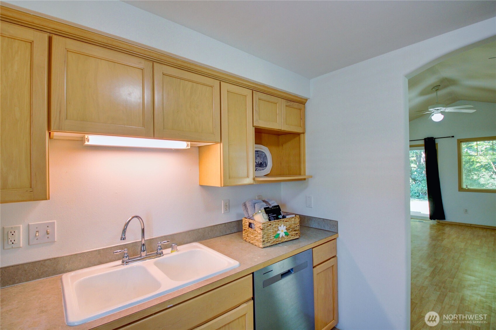 1540 Wildflower Way Property Photo 18