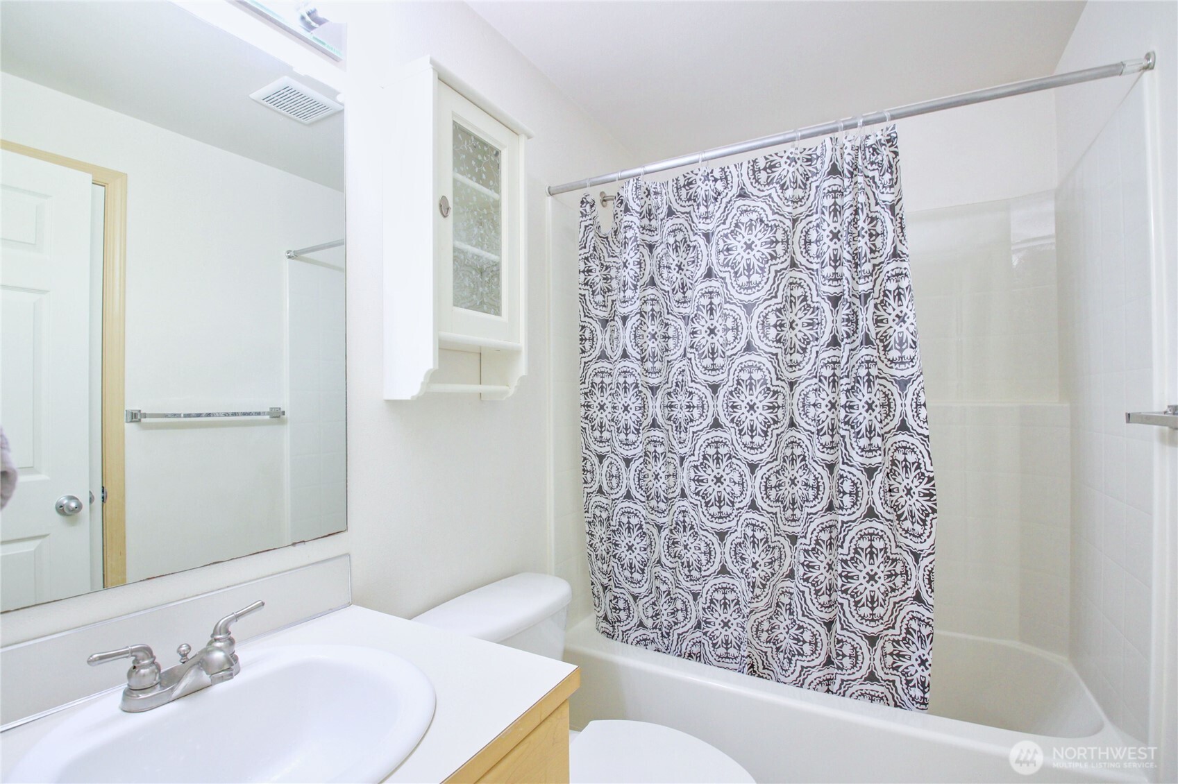 1540 Wildflower Way Property Photo 23