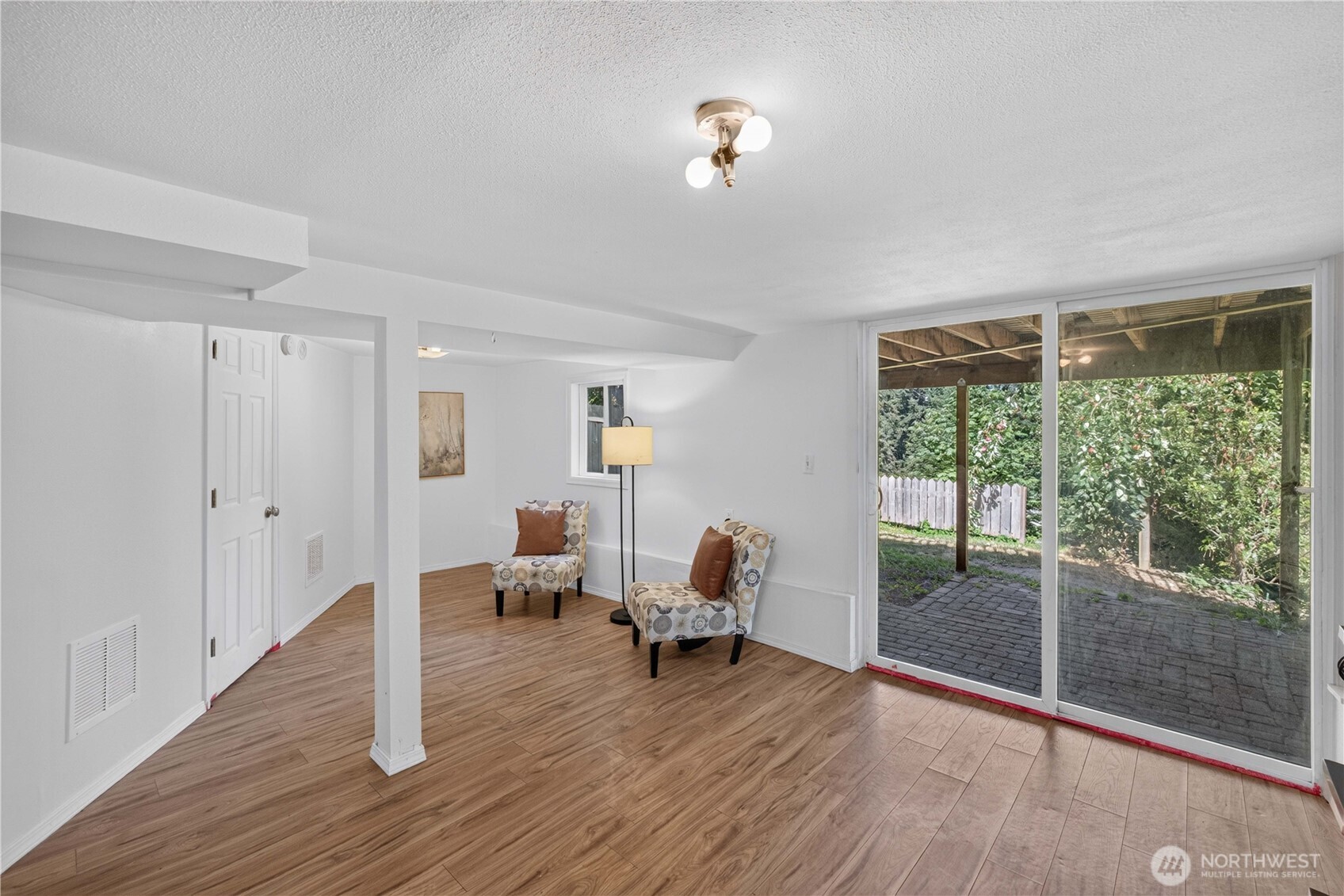 26562 221st Place Property Photo 23