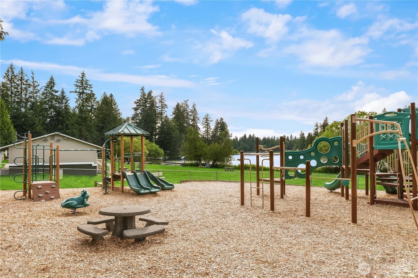 26562 221st Place Property Photo 37