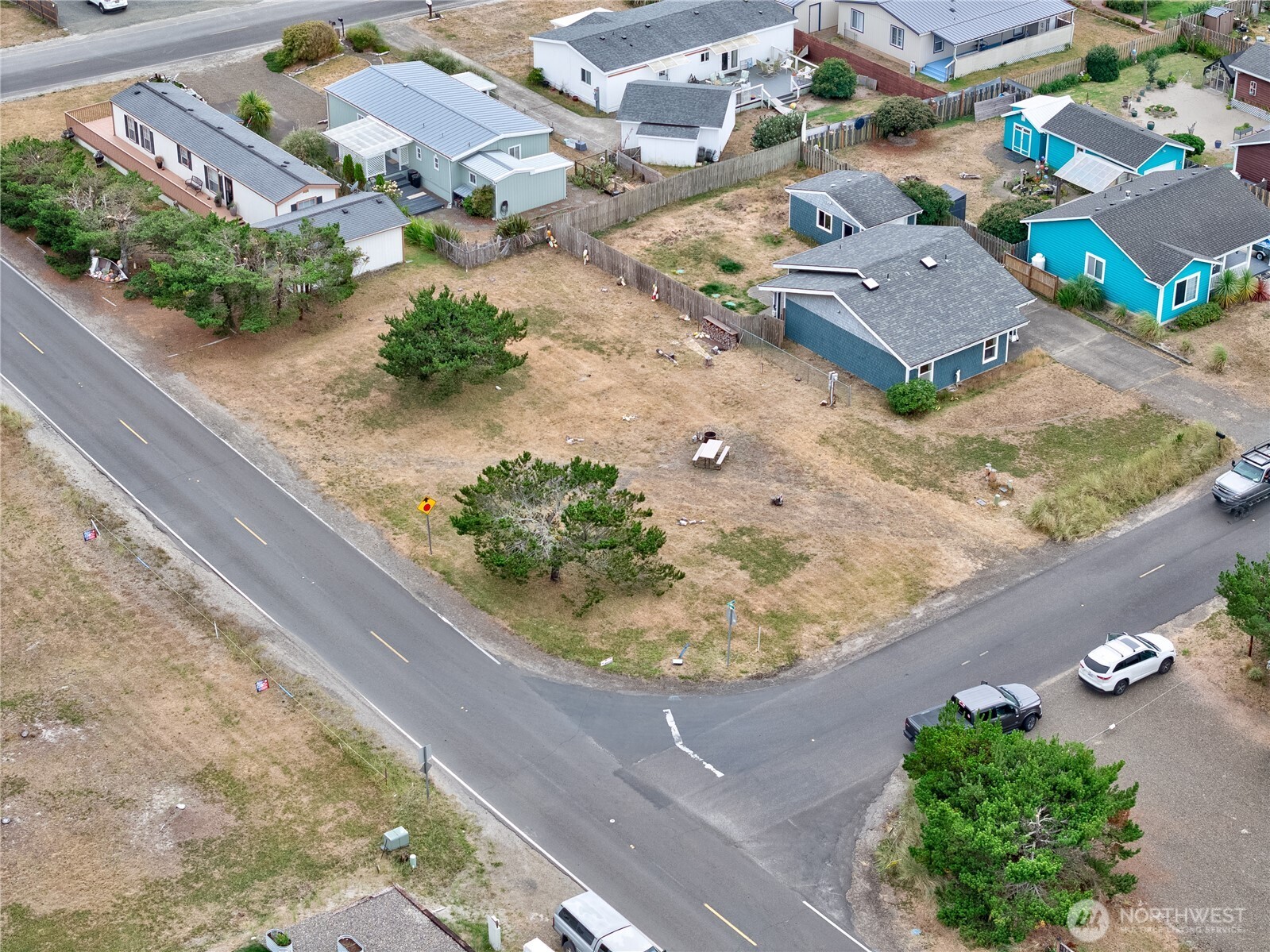 814 340th Place Property Photo 5