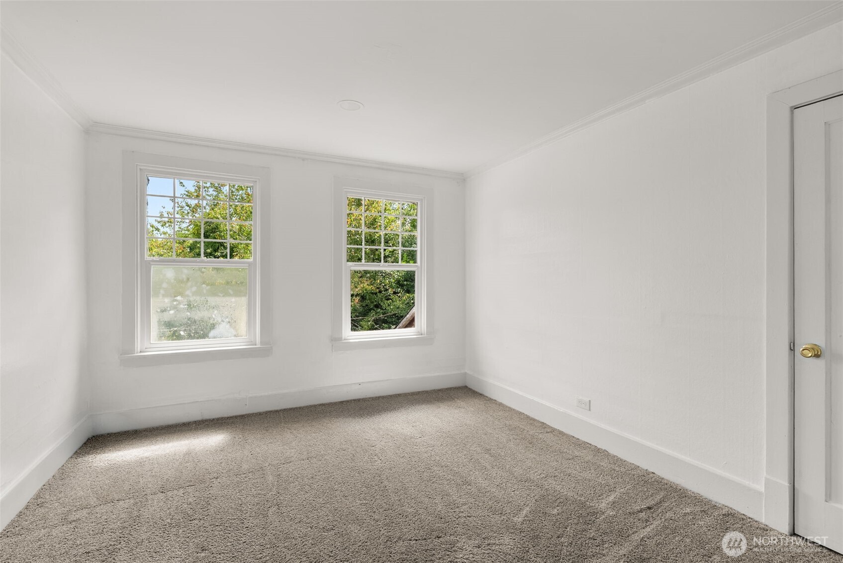 306 B Street Property Photo 16