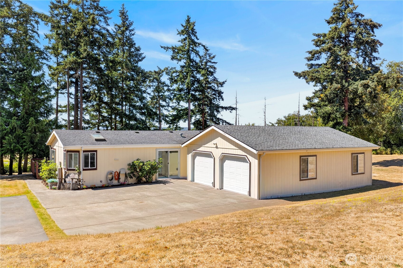 12953 Marihugh Road Property Photo 4