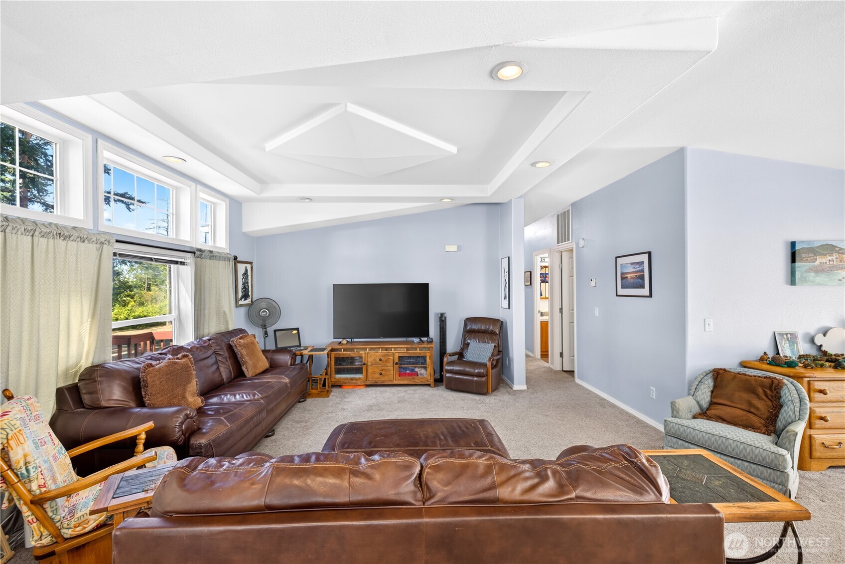 12953 Marihugh Road Property Photo 10