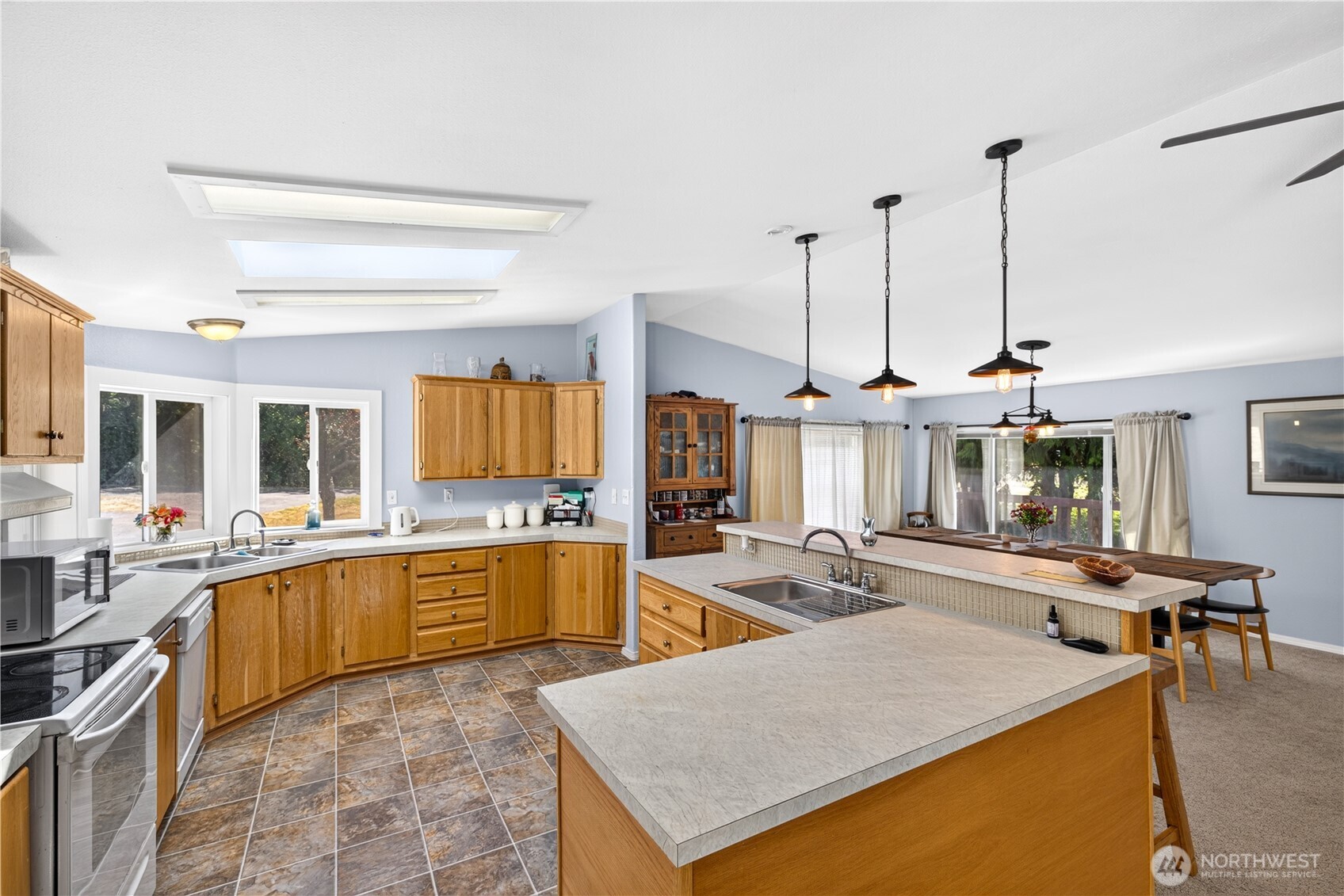 12953 Marihugh Road Property Photo 16
