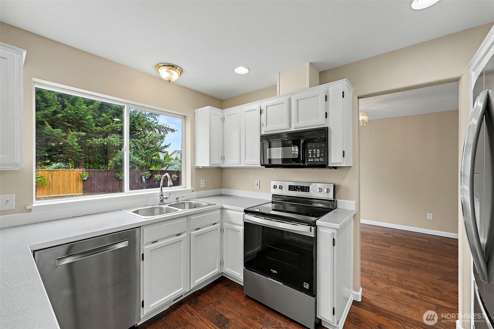 19307 73rd Avenue Property Photo 10
