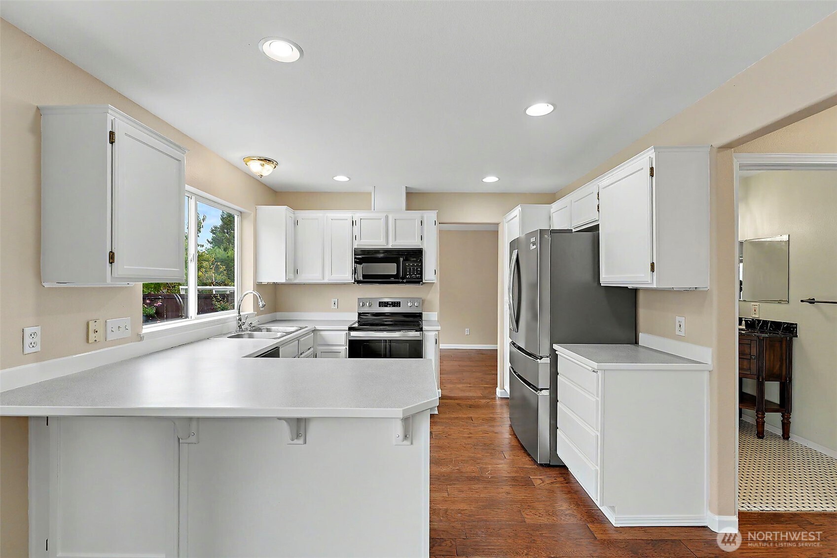 19307 73rd Avenue Property Photo 12