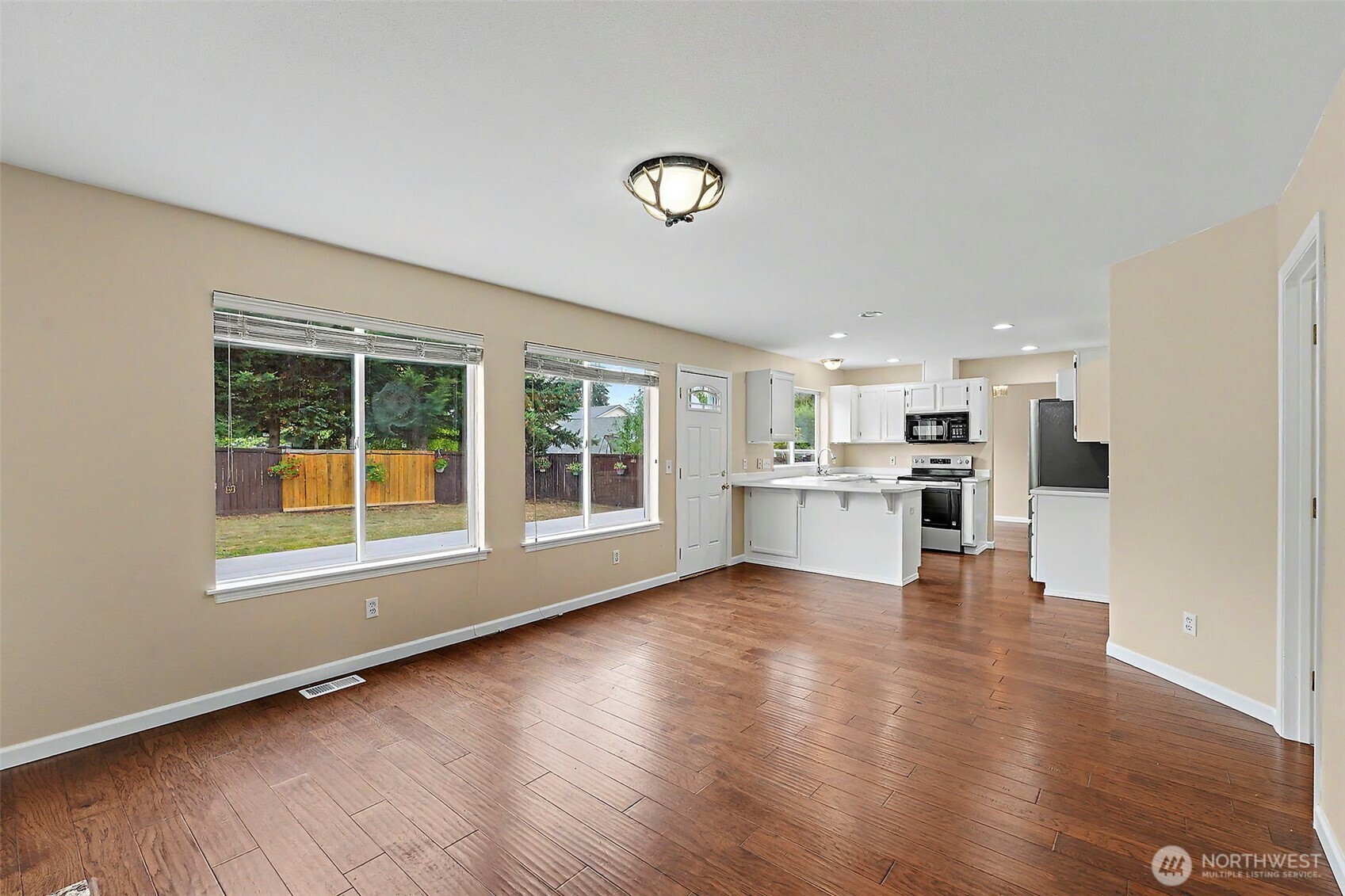 19307 73rd Avenue Property Photo 18