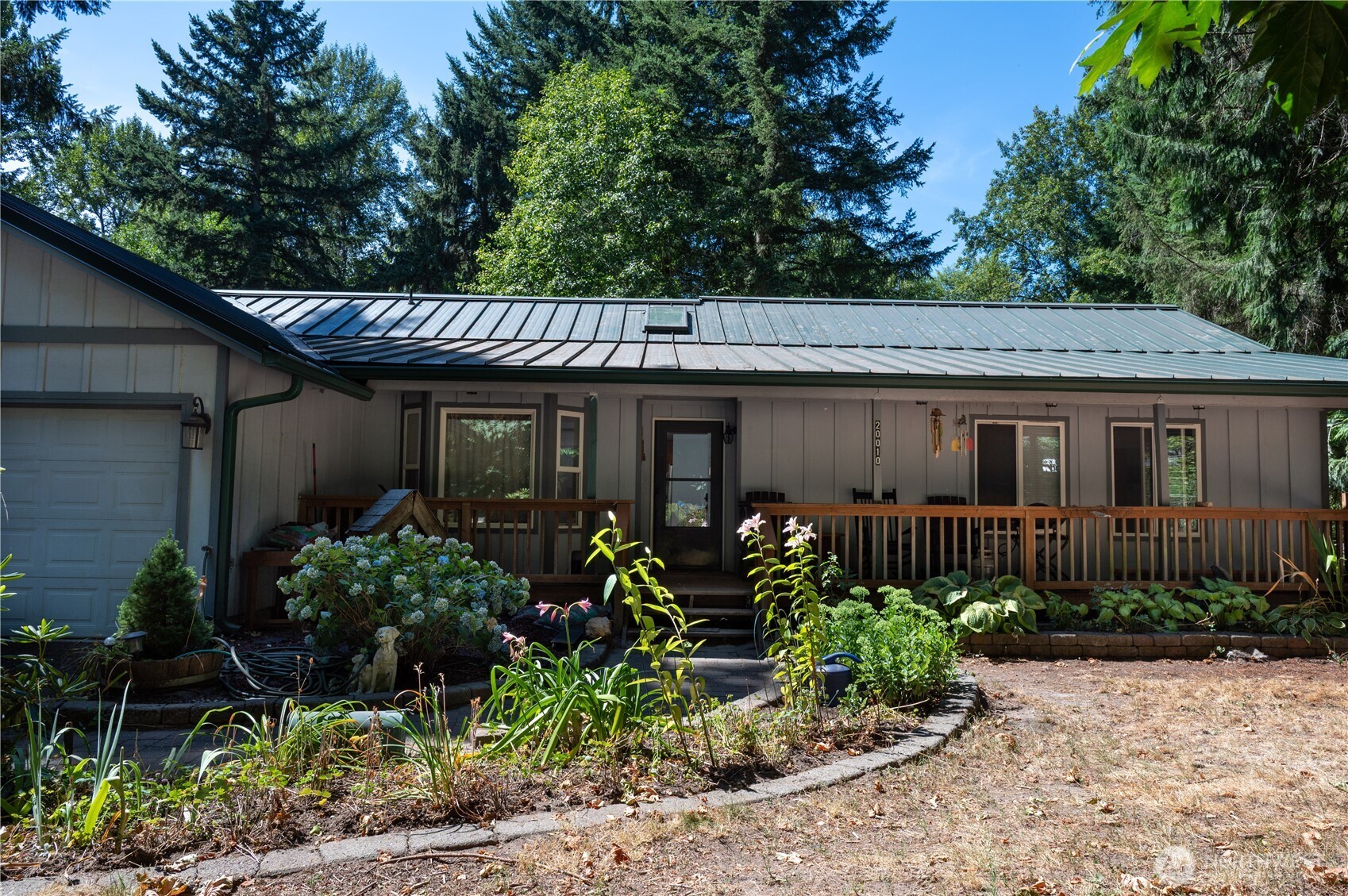 20010 90th Avenue Property Photo 4