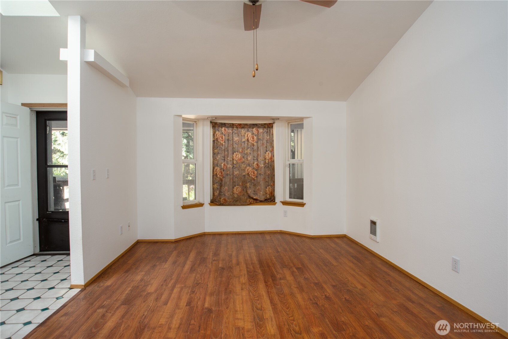 20010 90th Avenue Property Photo 7