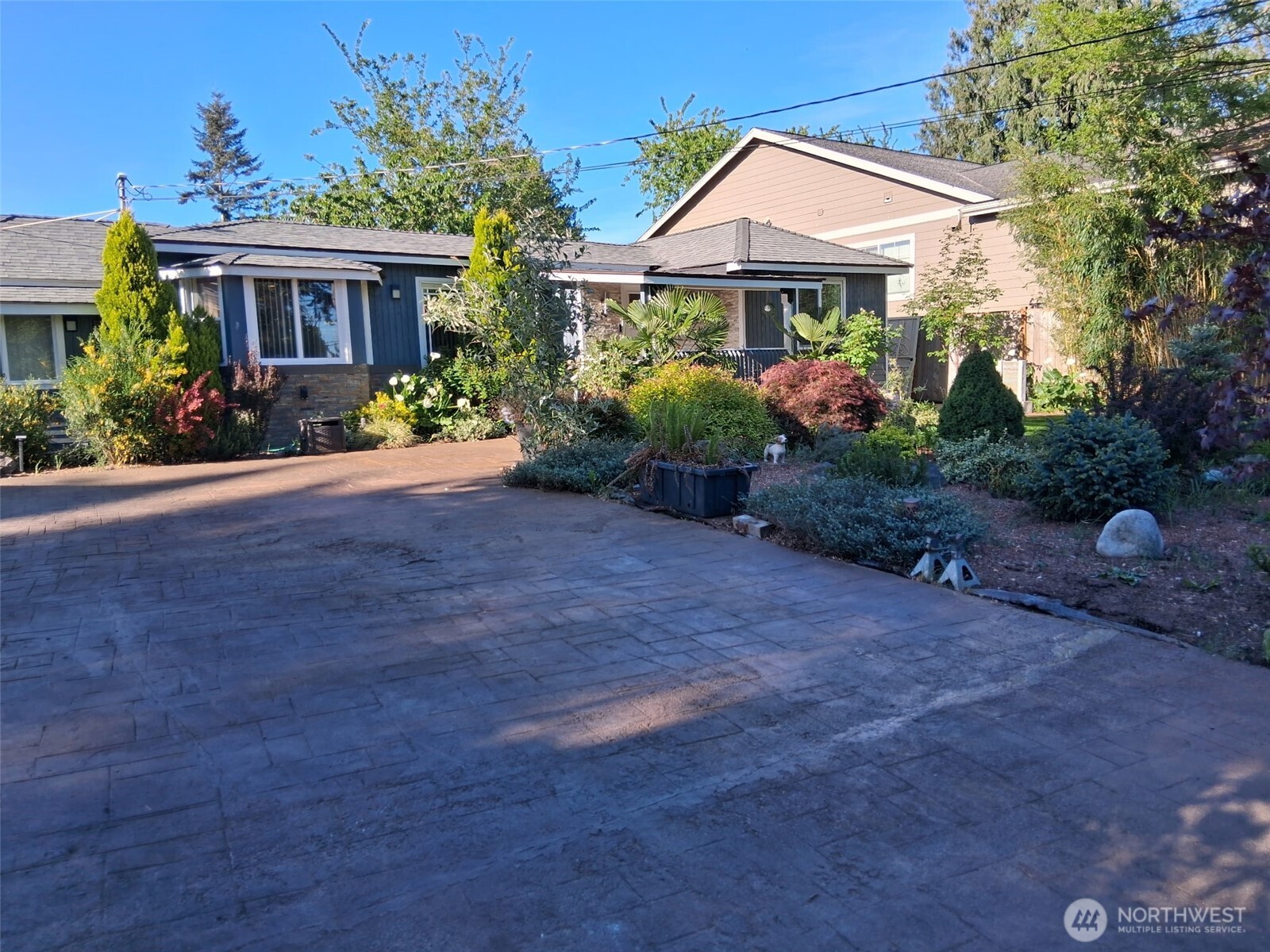 8242 S 128th Street Property Photo 1