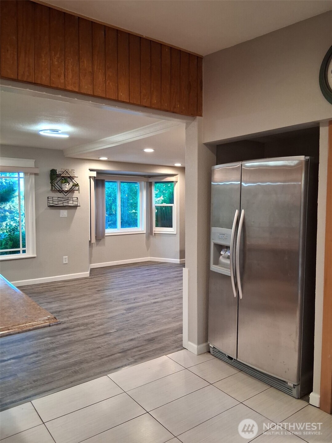 8242 S 128th Street Property Photo 5