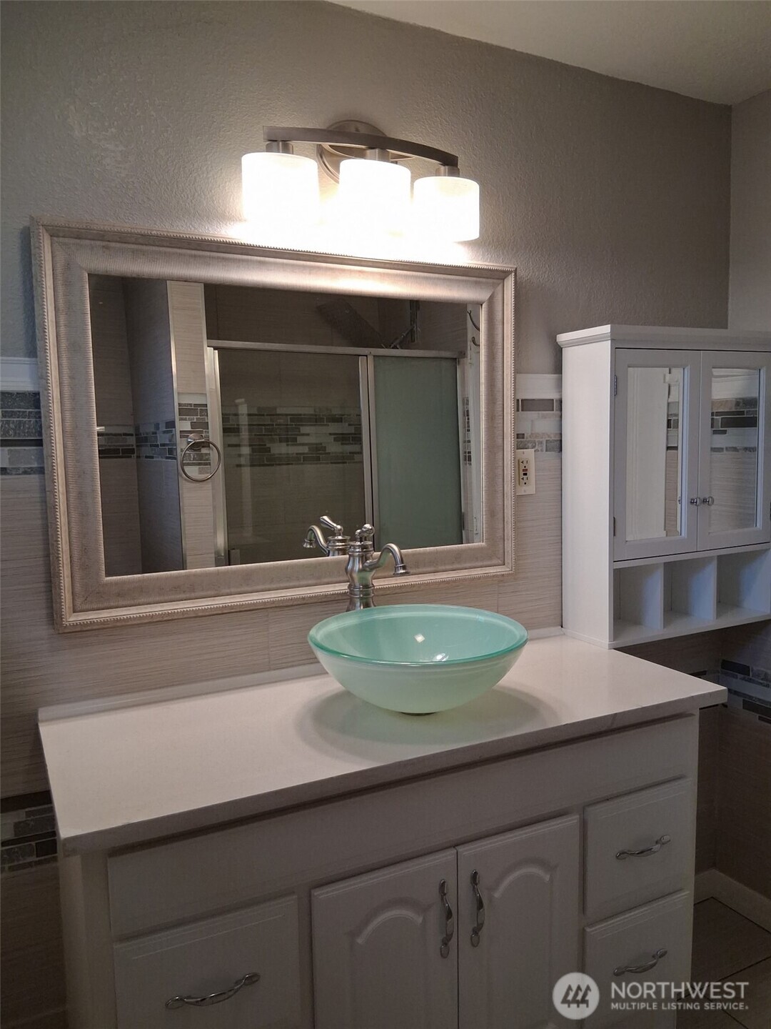 8242 S 128th Street Property Photo 20