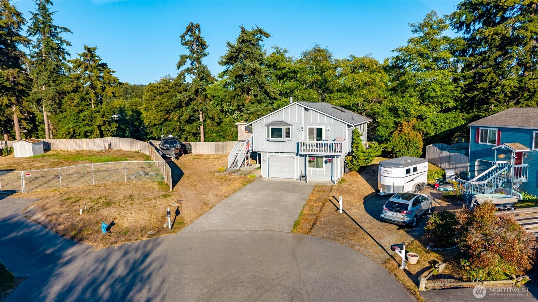 637 Cranberry Drive Property Photo 3