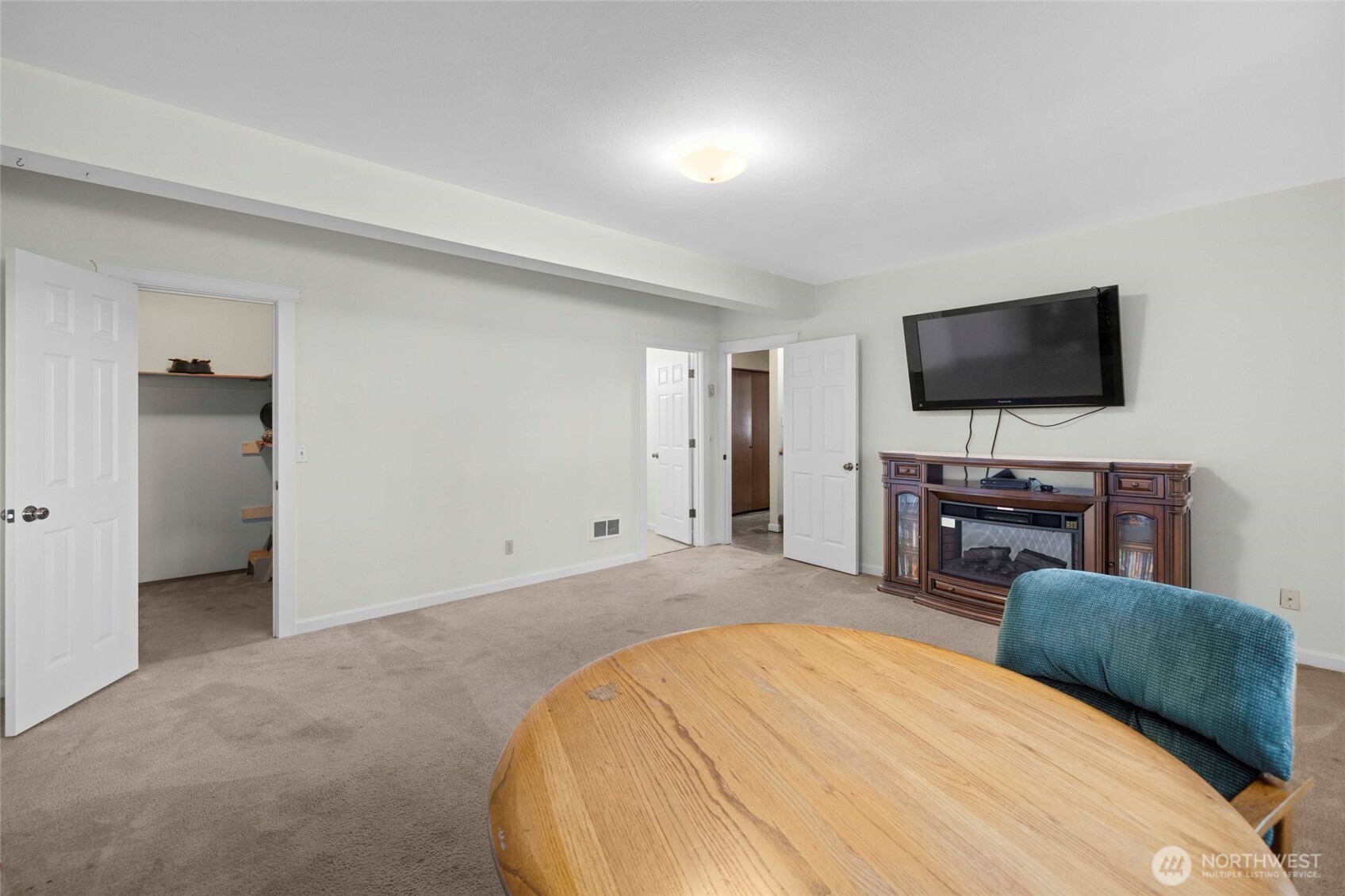 637 Cranberry Drive Property Photo 23