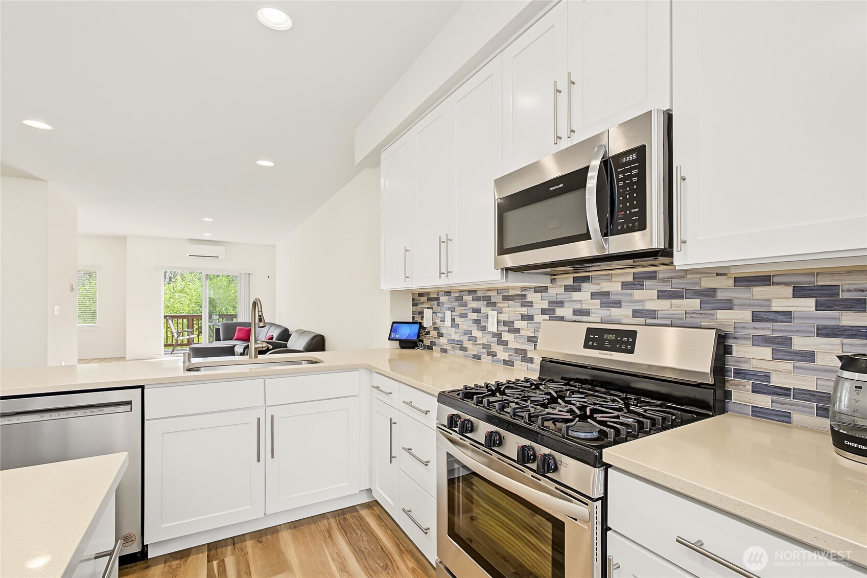 12915 20th Dr F Property Photo 15