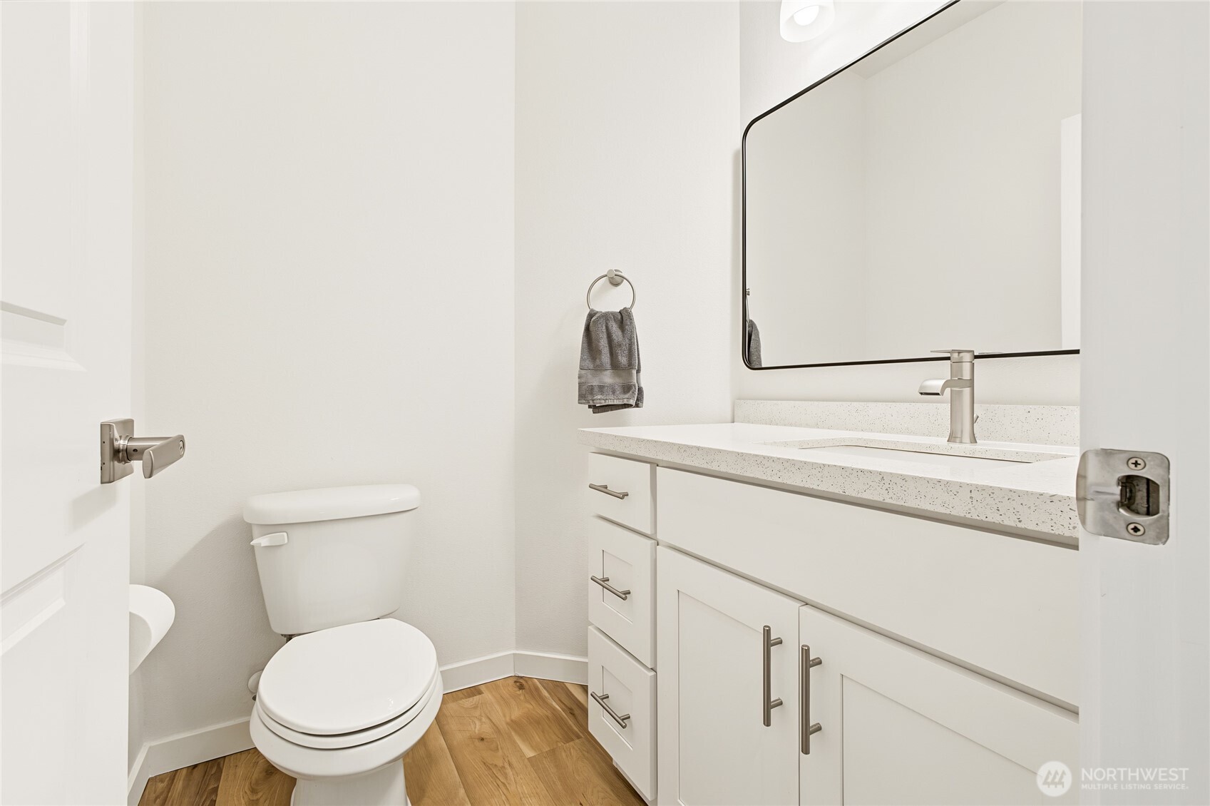 12915 20th Dr F Property Photo 17