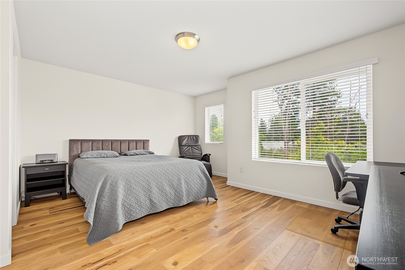 12915 20th Dr F Property Photo 19