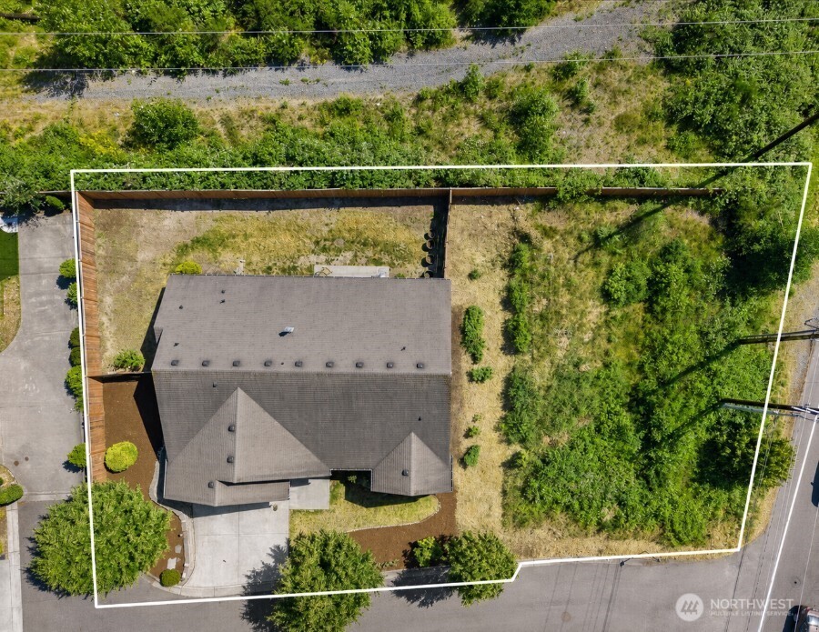 7523 Broadway Property Photo 3