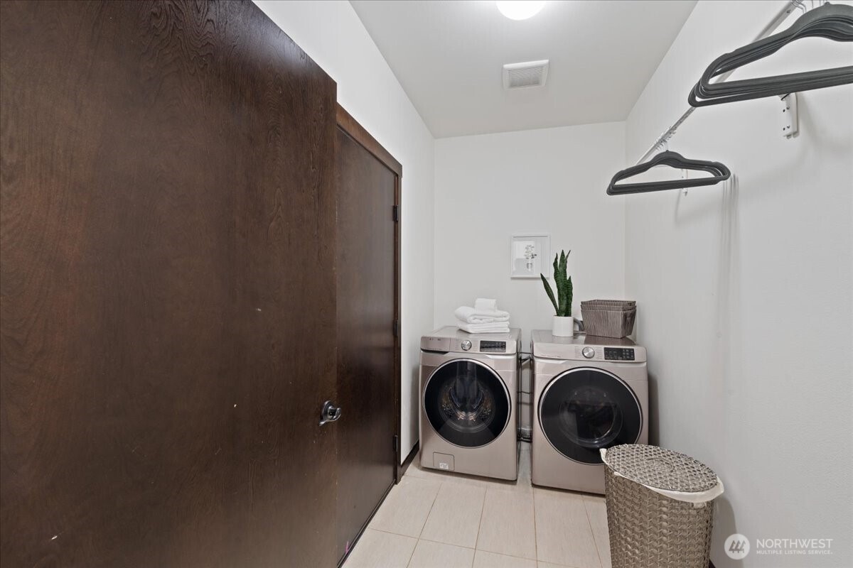 7523 Broadway Property Photo 27