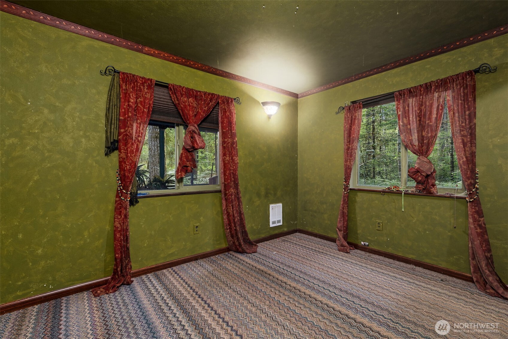 832 N Lake Cushman Road Property Photo 14