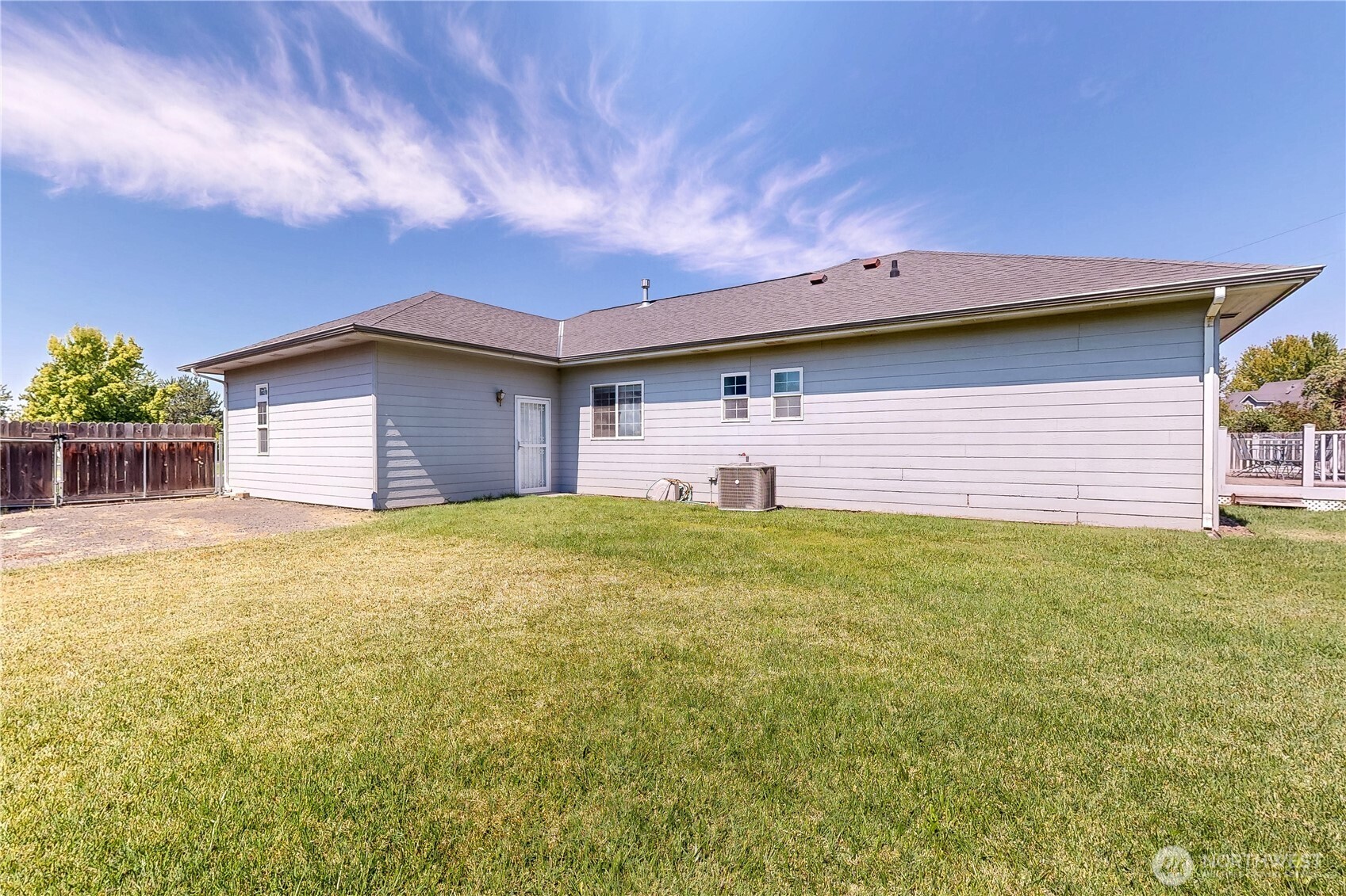 1916 Se Clover Court Property Photo 37