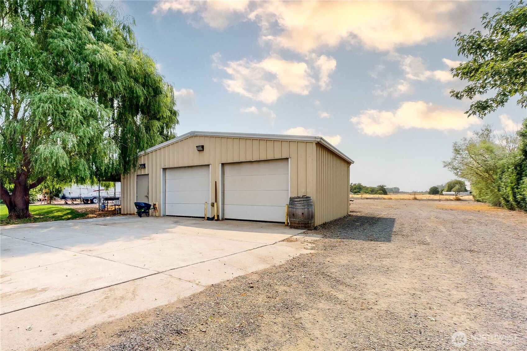 52406 Sunquist Road Property Photo 2